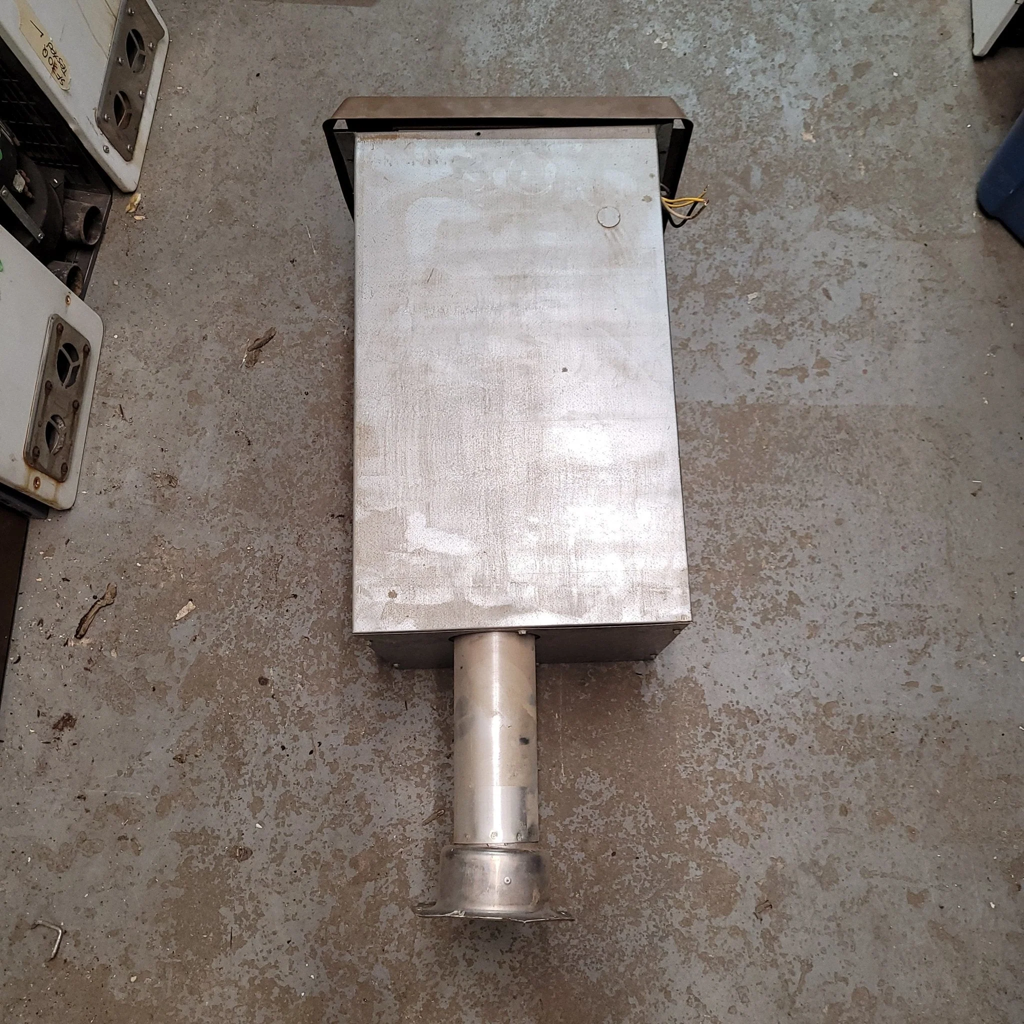 17,000 BTU DUO-THERM ATWOOD HYDROFLAME furnace 66017-005 - Image 7