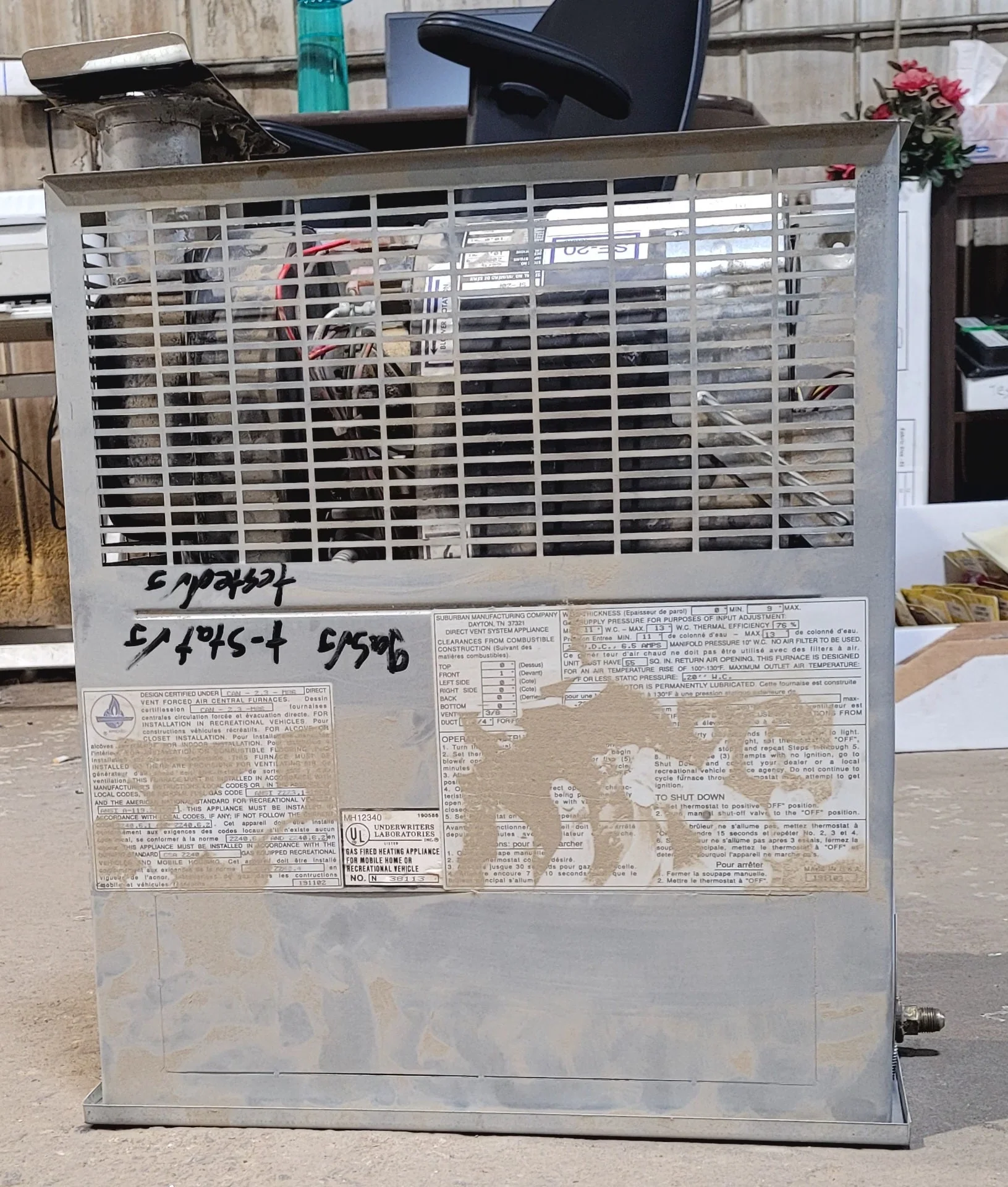 20,000 BTU Used Suburban RV Propane Furnace - SF-20F - Image 5