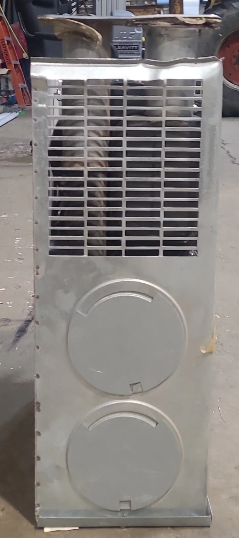 25,000 BTU Used Suburban RV Propane Furnace - SF-25F - Image 3