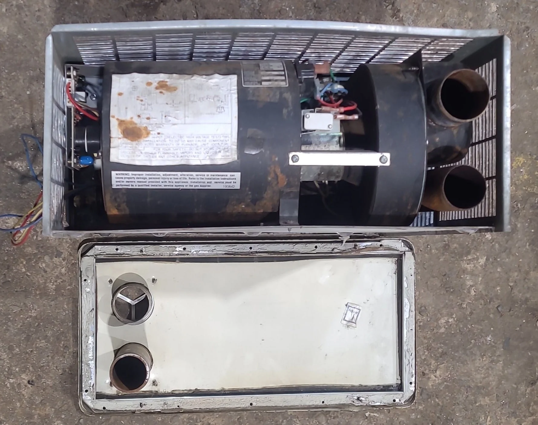 25,000 BTU USED SF-25 Suburban RV Propane Furnace - Image 2