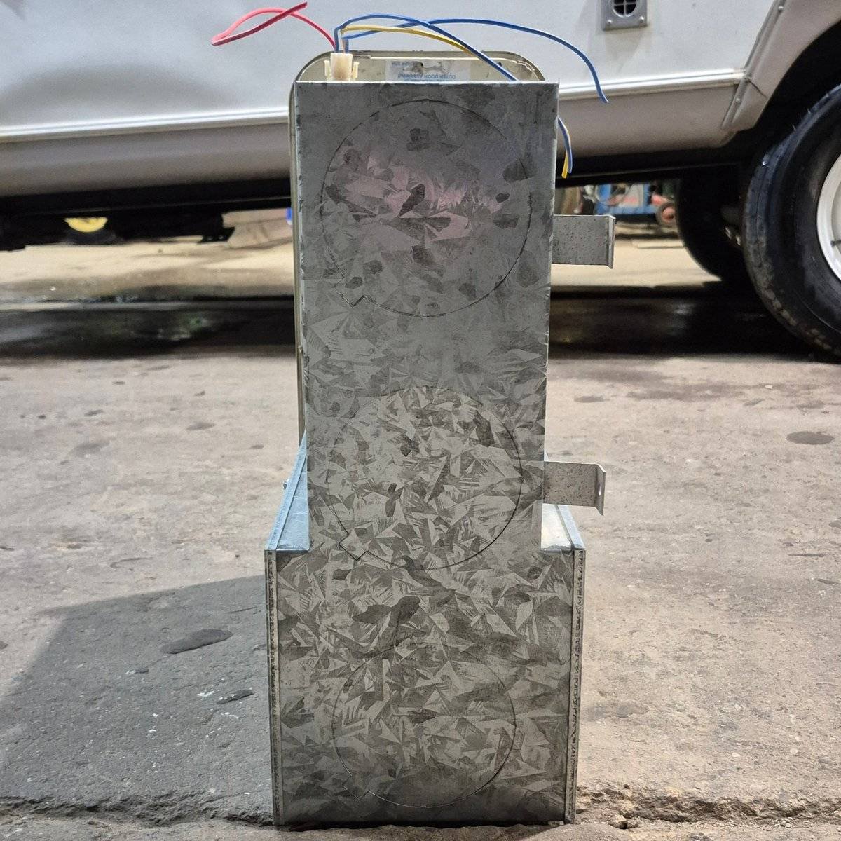 25000 BTU Used Atwood / Hydro Flame Propane Furnace - 8525-III - Image 8