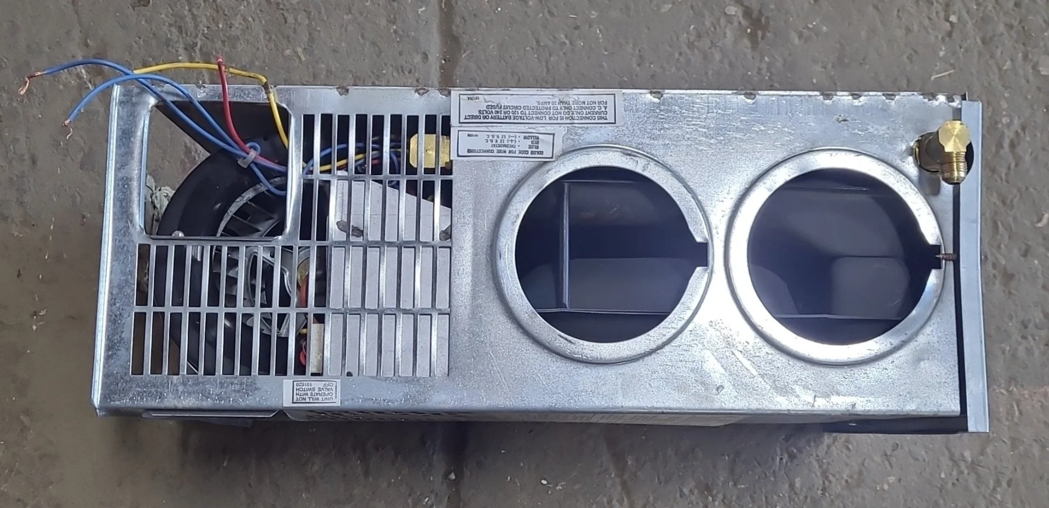 25,000 BTU Used Suburban RV Propane Furnace - SF-25F - Image 3