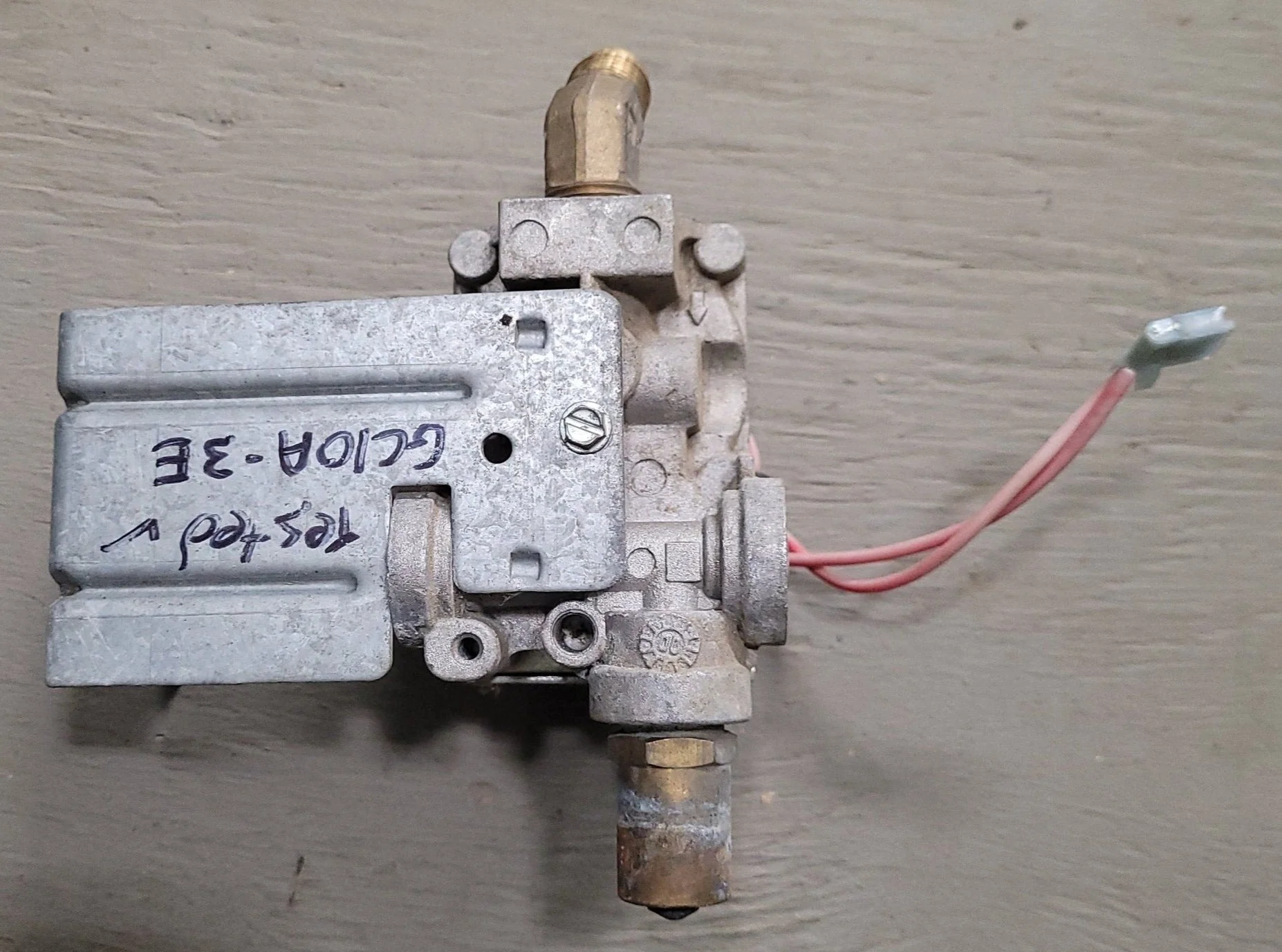 Used Atwood DSI Gas Solenoid Valve - 93870 , 93869 , 93844 - Image 3