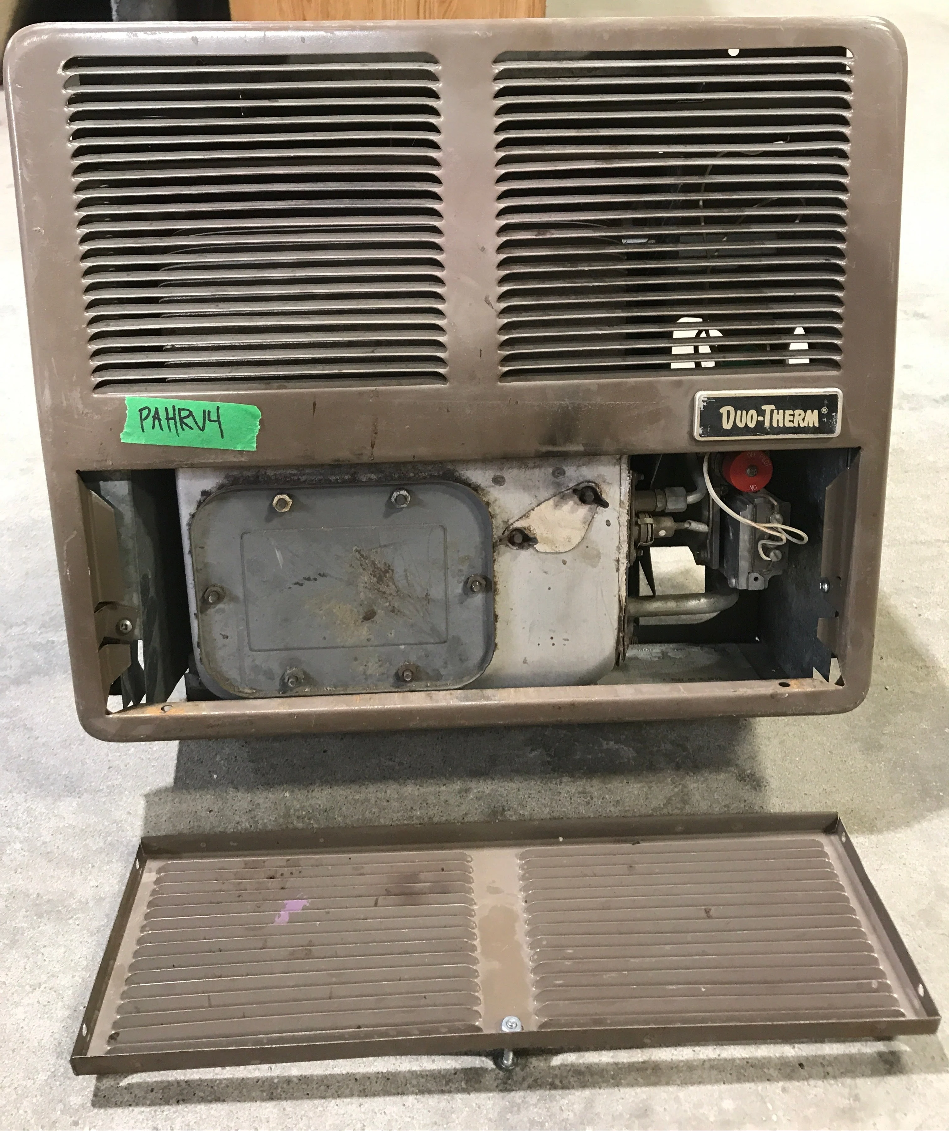 7,000 BTU USED Duo-Therm RV Propane Furnace - 65510-006 - Image 2