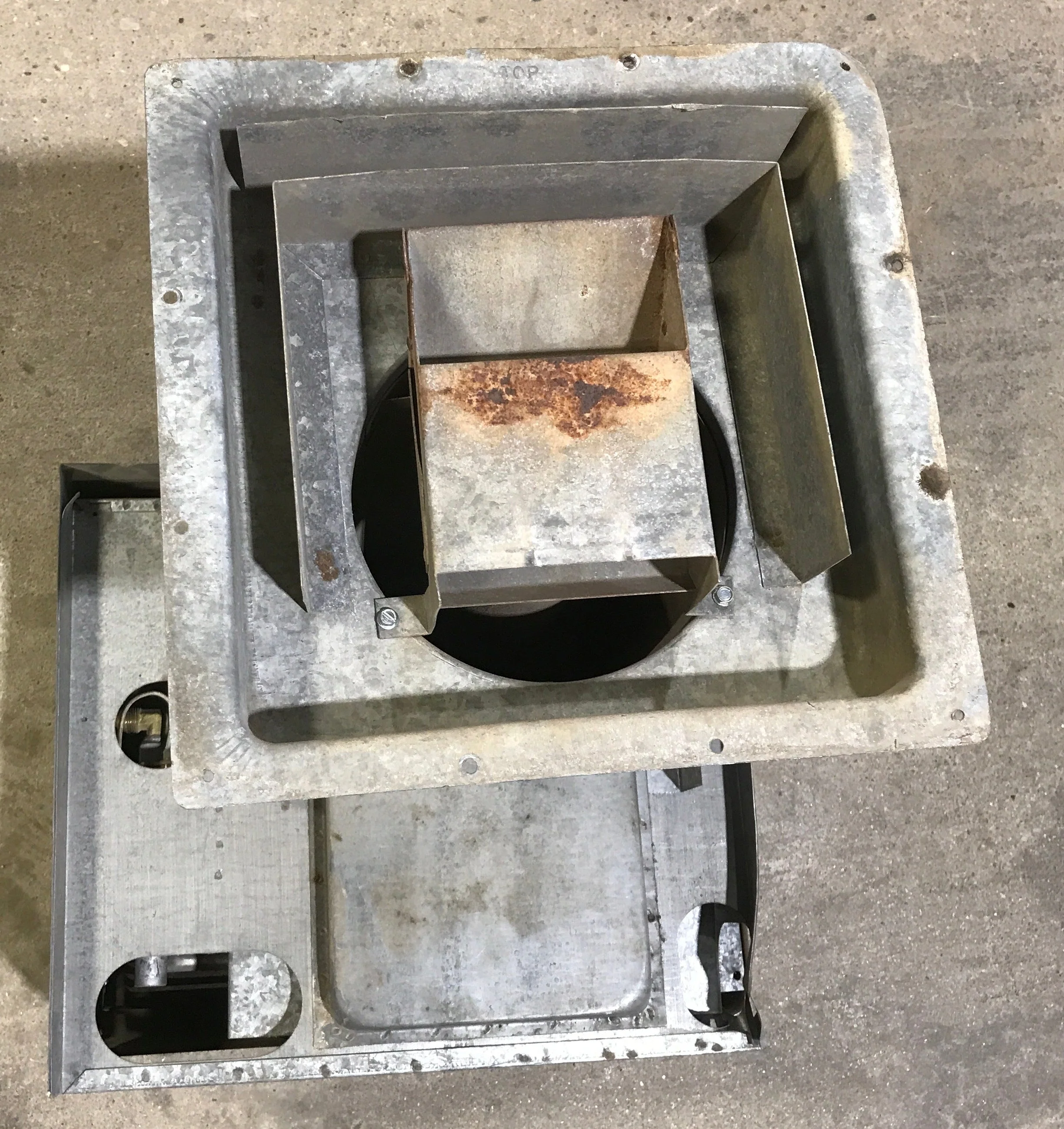 7,000 BTU USED Duo-Therm RV Propane Furnace - 65510-006 - Image 6