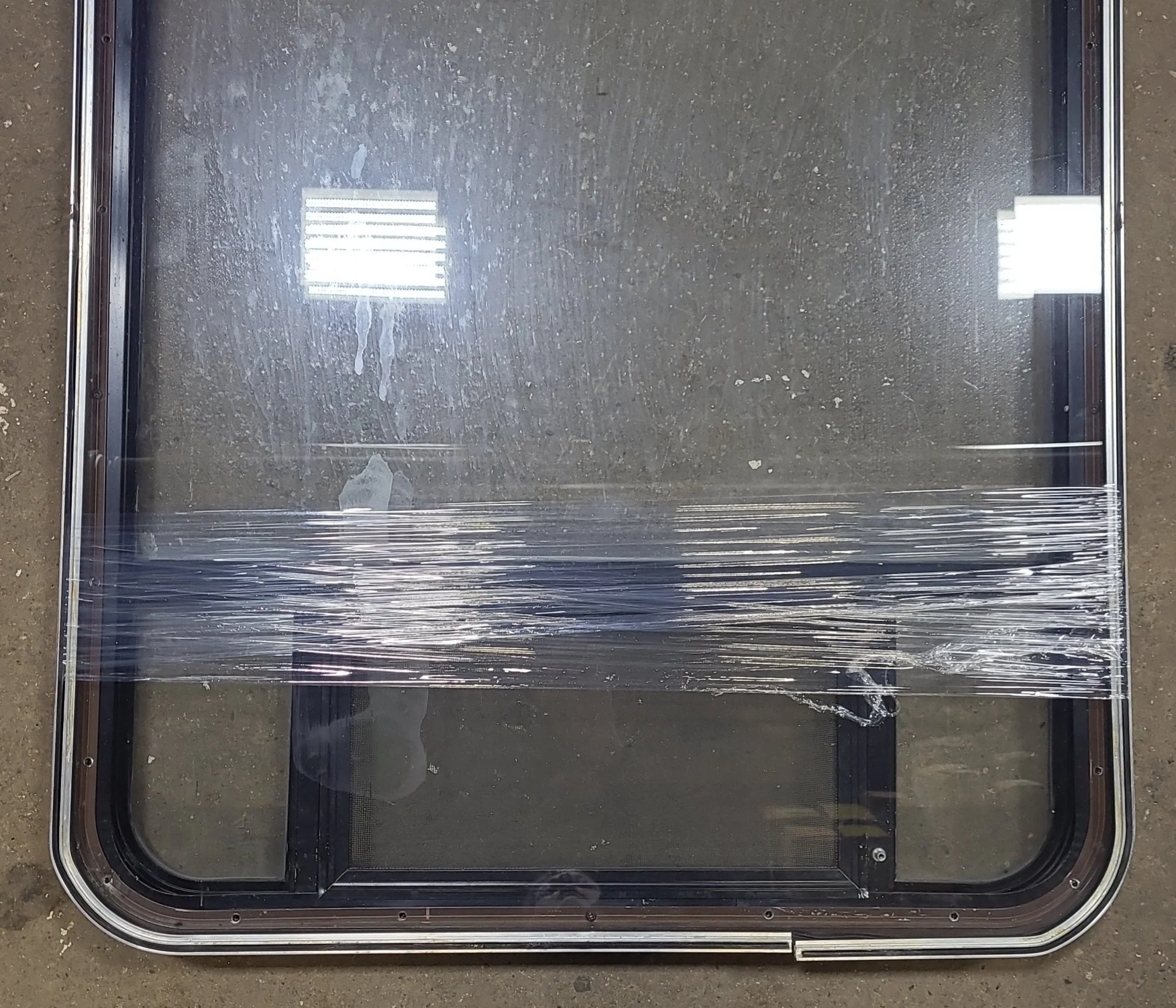 Black Radius Opening Window : 29 1/2" W X 41 1/2" H X 1 7/8" D - Image 6