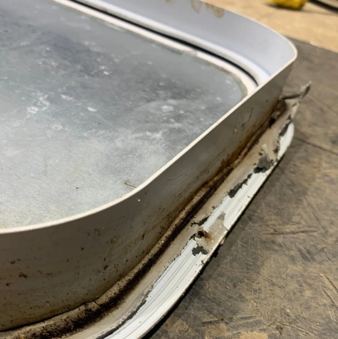 Used RV Cargo Doors 23 3/4" x 11 3/4" x 1 3/4" - Image 5