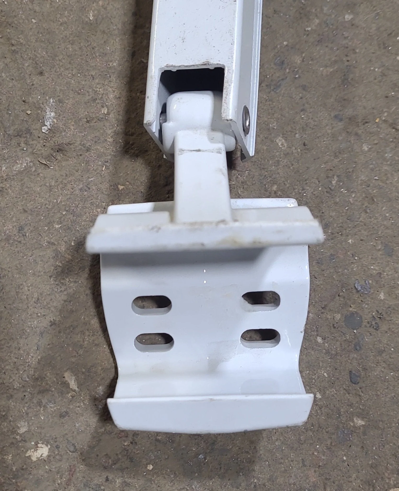 Dometic 3310794.007B Polar White Rain shed Rafter Assembly - Image 5