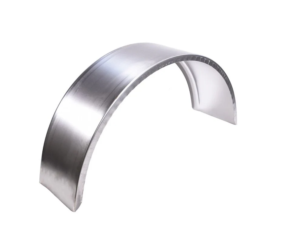 HUSKY TOWING 32 ROUND FENDER SNG 90 DEGREE BACK F0008