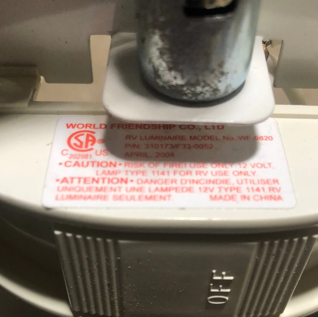 Used Light Fixture *DOUBLE* 310173 / F33-0052 White - Image 4