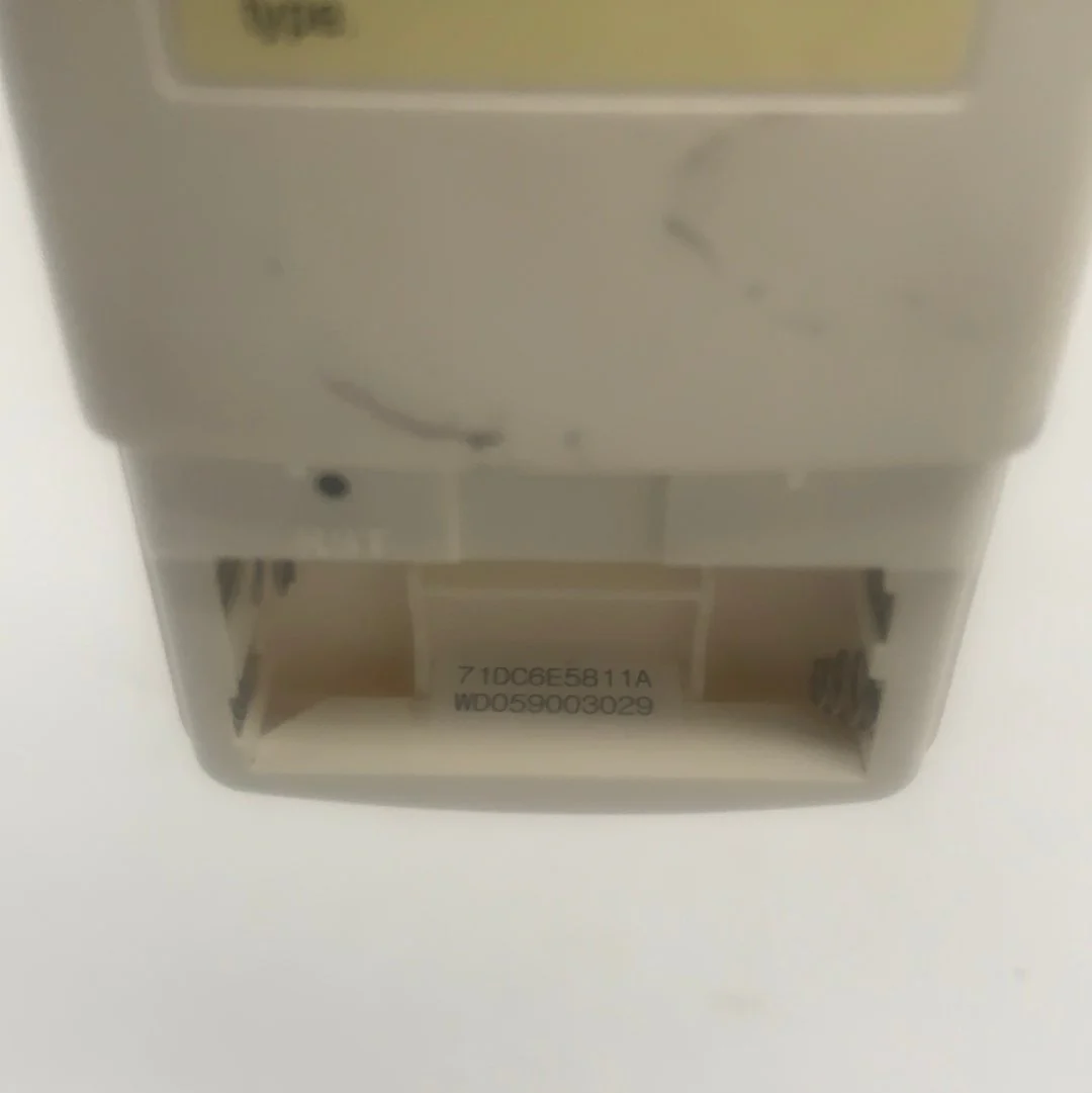Used Carrier Air Conditioner Digital Remote/ Thermostat - 71DC6E5811A , WD059003029 - Image 5