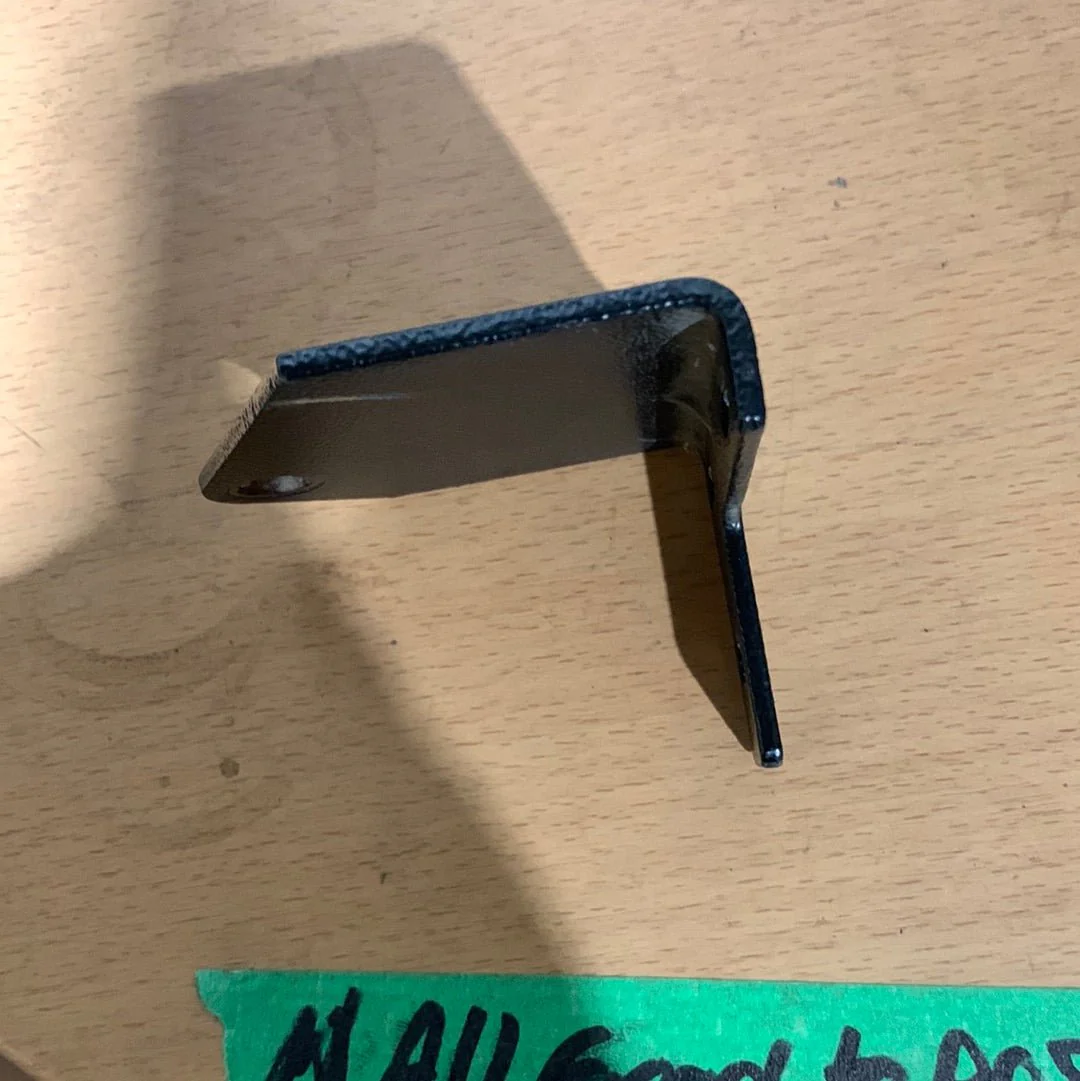 Norcold Fridge Door Middle Hinge Black 61566530 - Image 4