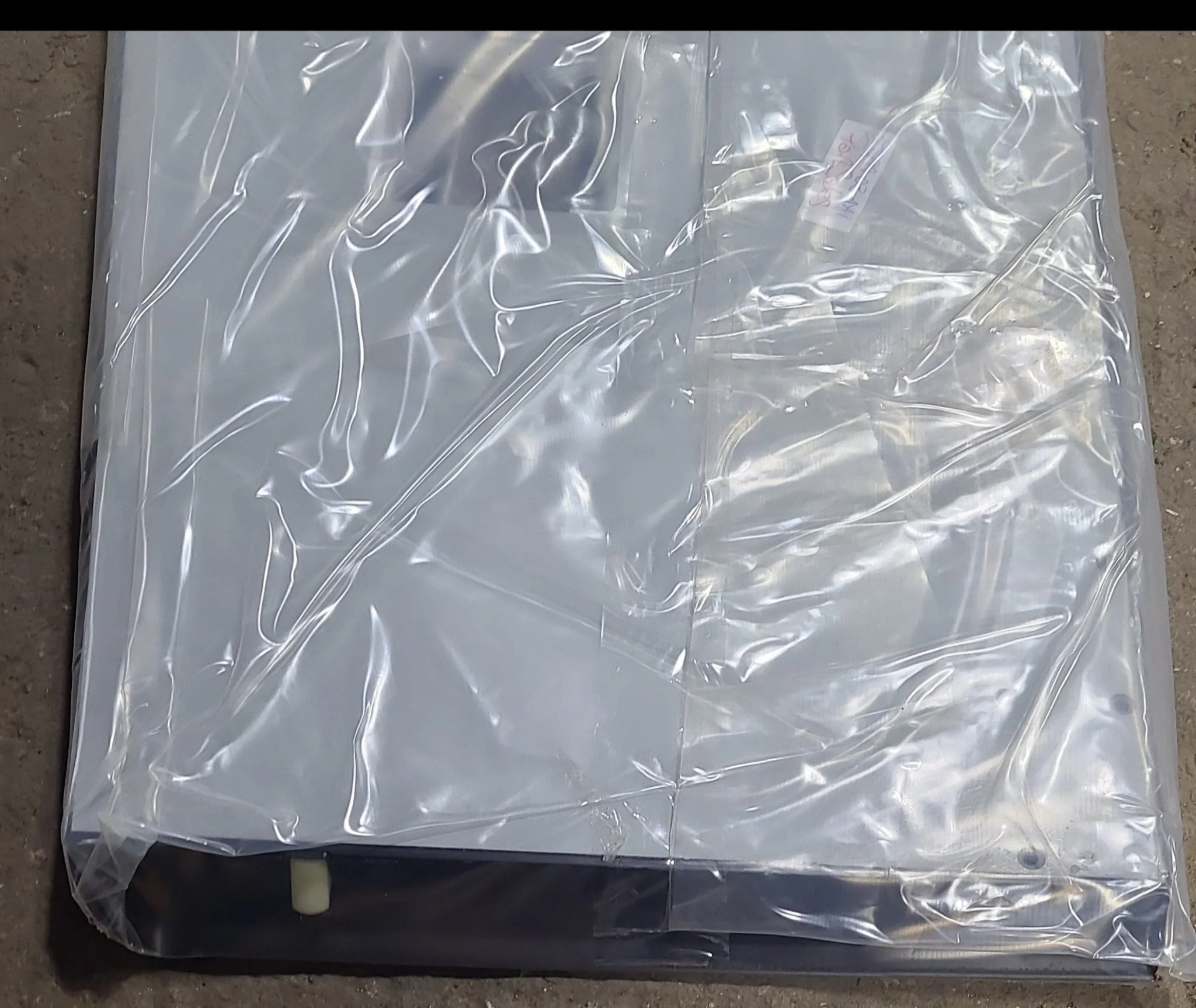 Radius Cornered Luggage/ Cargo Door 32" x 19 1/4" x 1 1/2" D - Image 5
