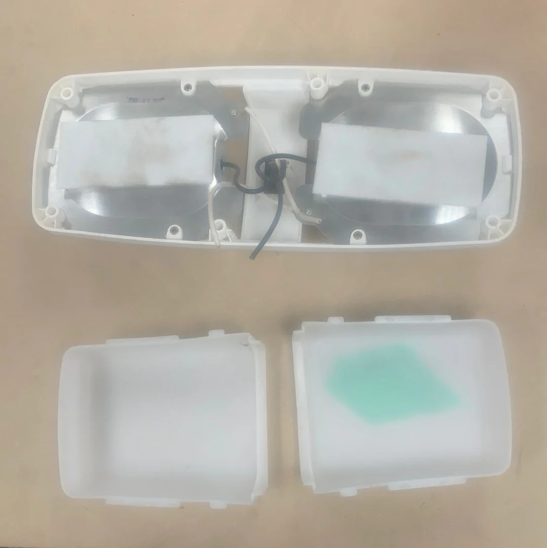 Used RV interior light Fixture - 30-93-XXX Bargman - *DOUBLE* White Lens - Image 3