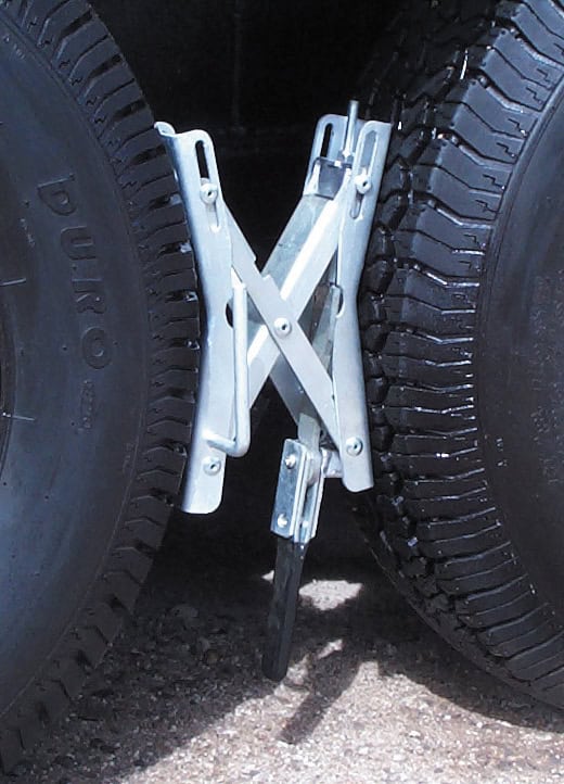 Ultra-Fab Products 21-001060 Expandable Wheel Chock - Single - Image 2