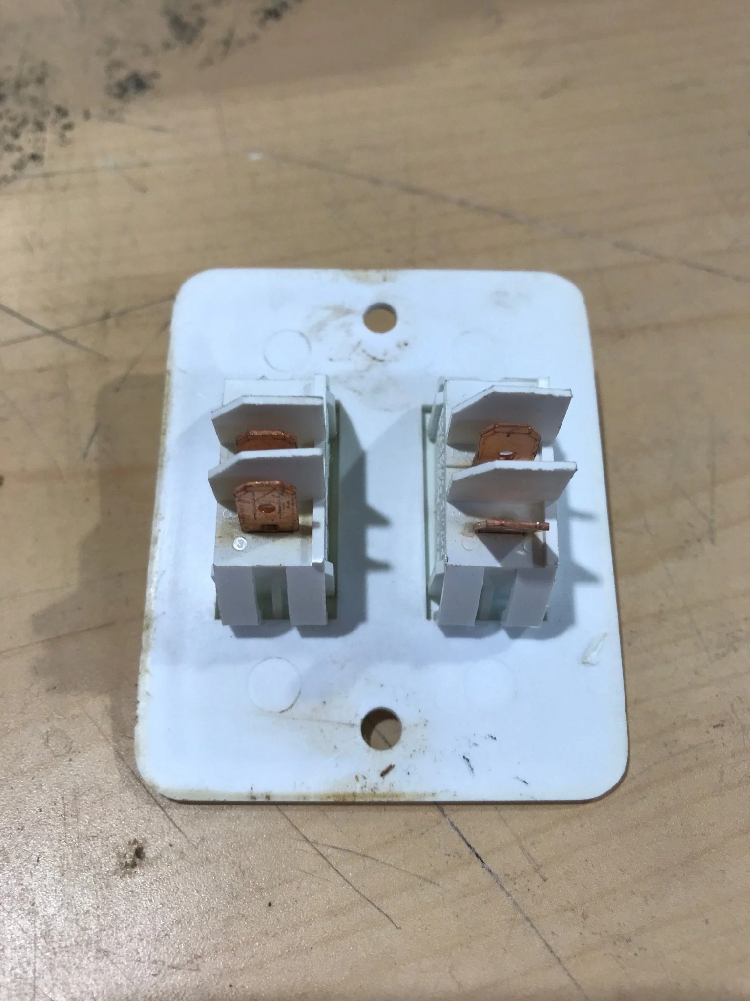 Used 12v RV Double Light Switch - Image 2