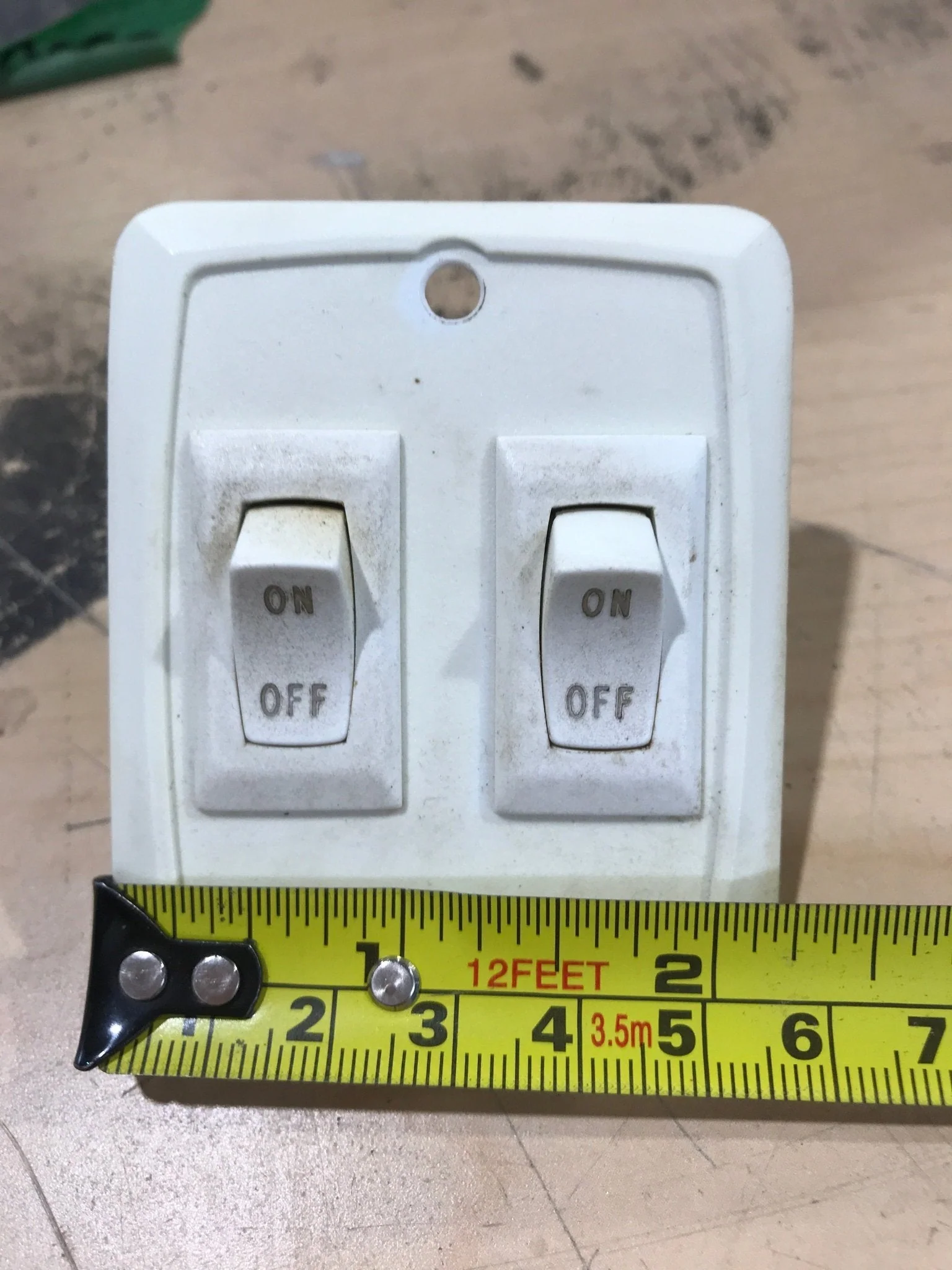 Used 12v RV Double Light Switch - Image 3