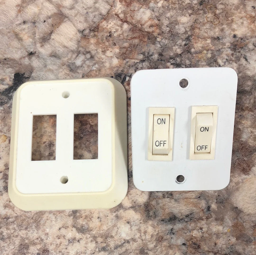 Used 12v RV Double Light Switch - Image 2