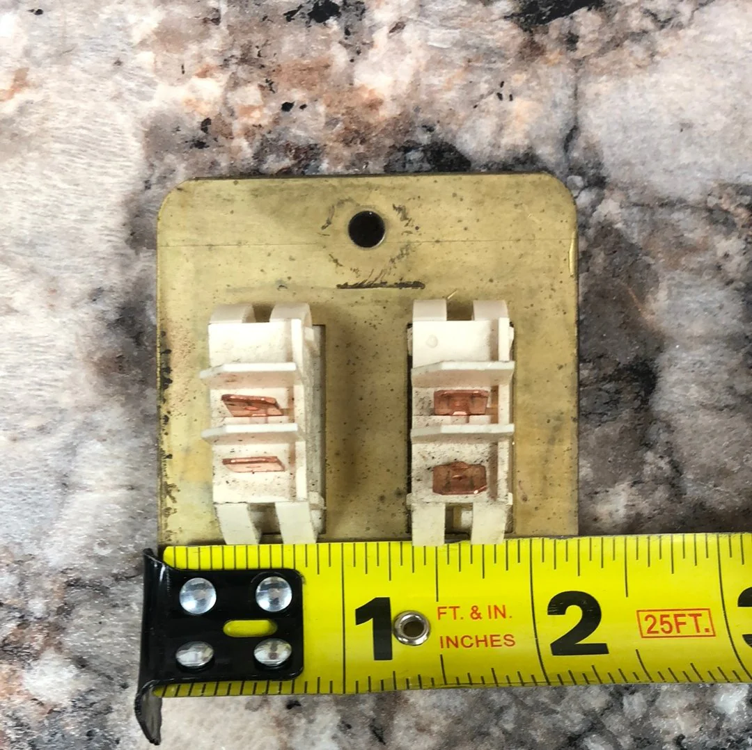 Used 12v RV Double Light Switch - Image 5
