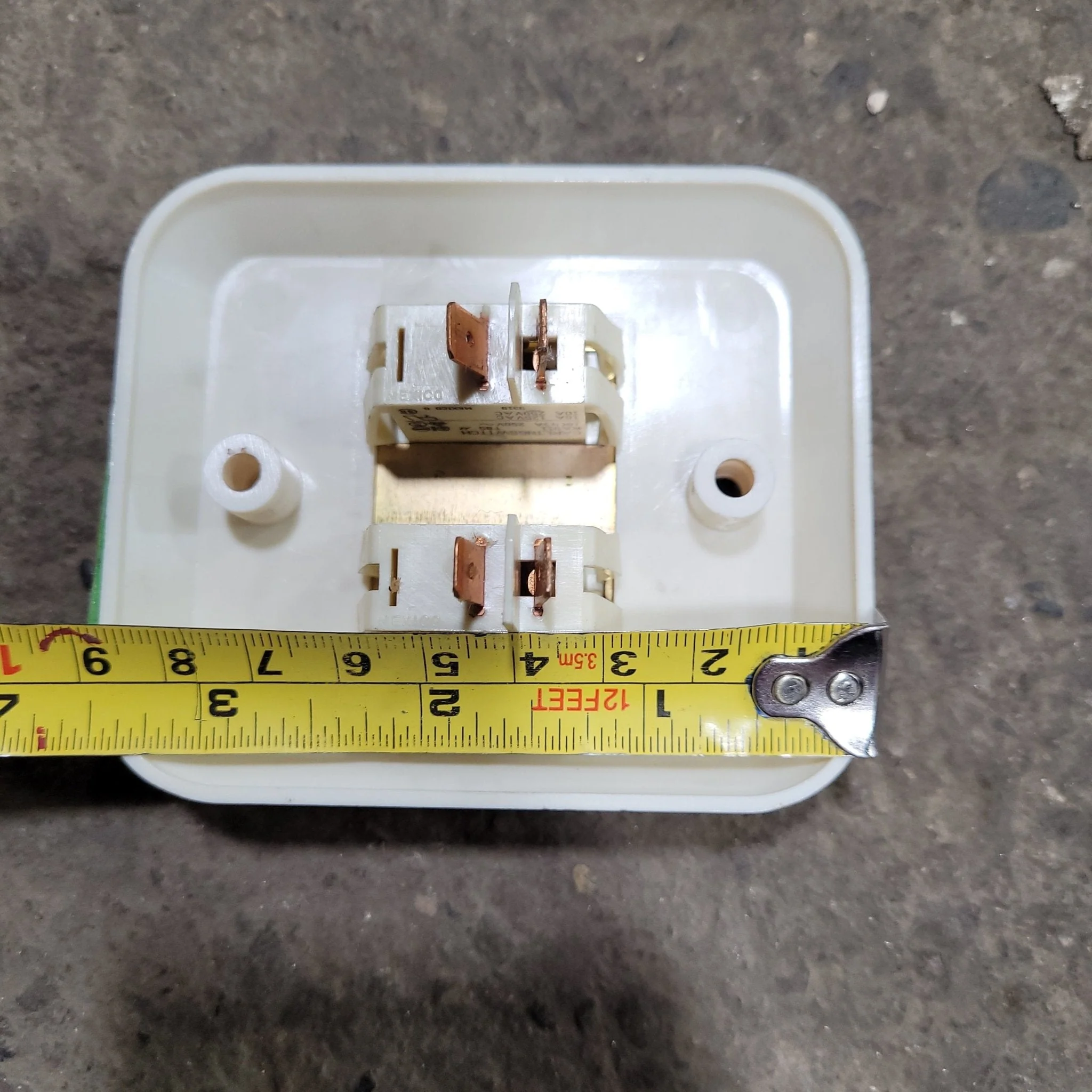 Used 12v RV Double Light Switch - Image 6