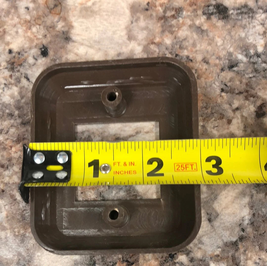 Used 12v RV Double Light Switch wall plate / faceplate cover - Image 4