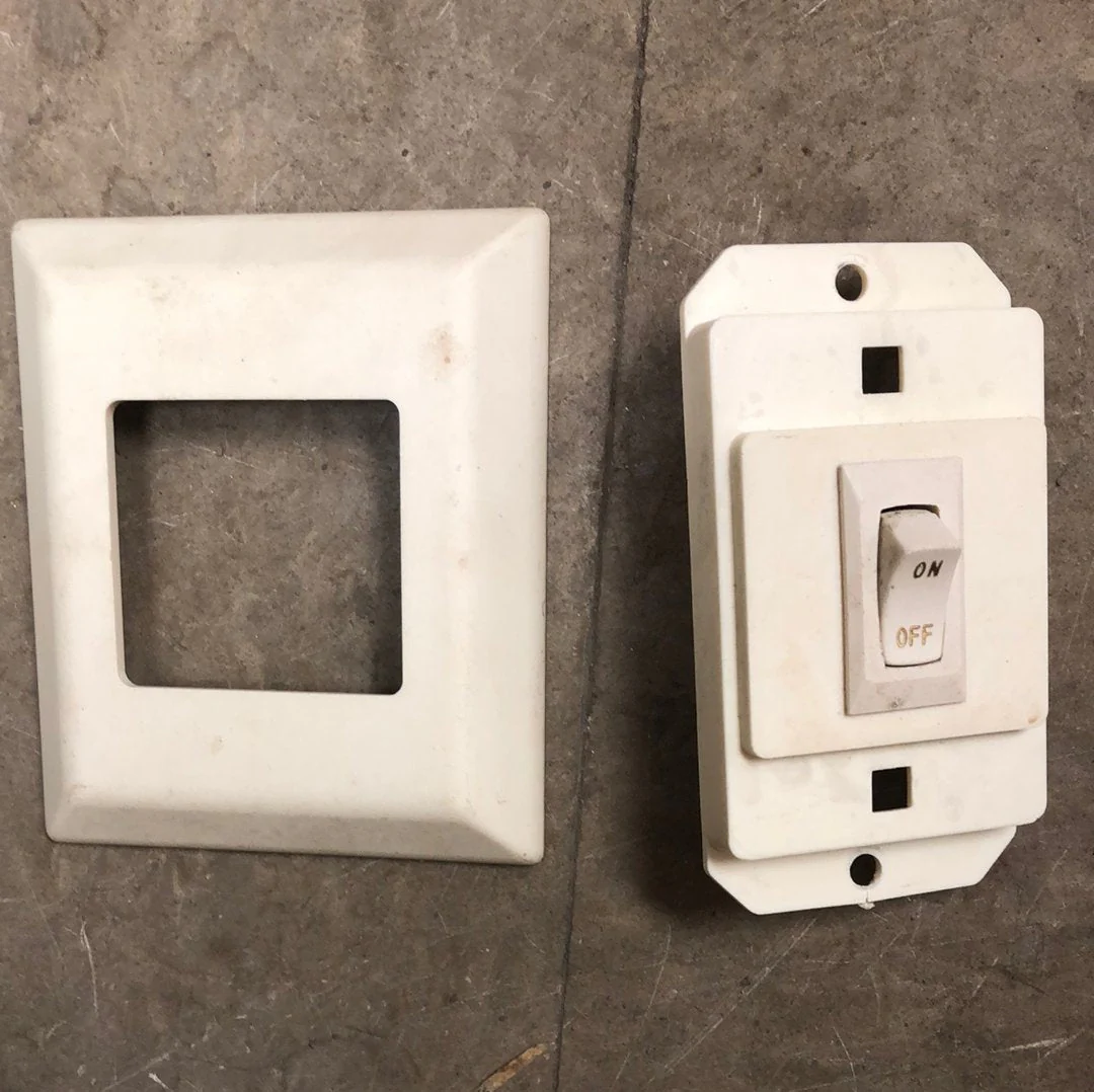 Used 12v RV Single Light Switch - Image 5