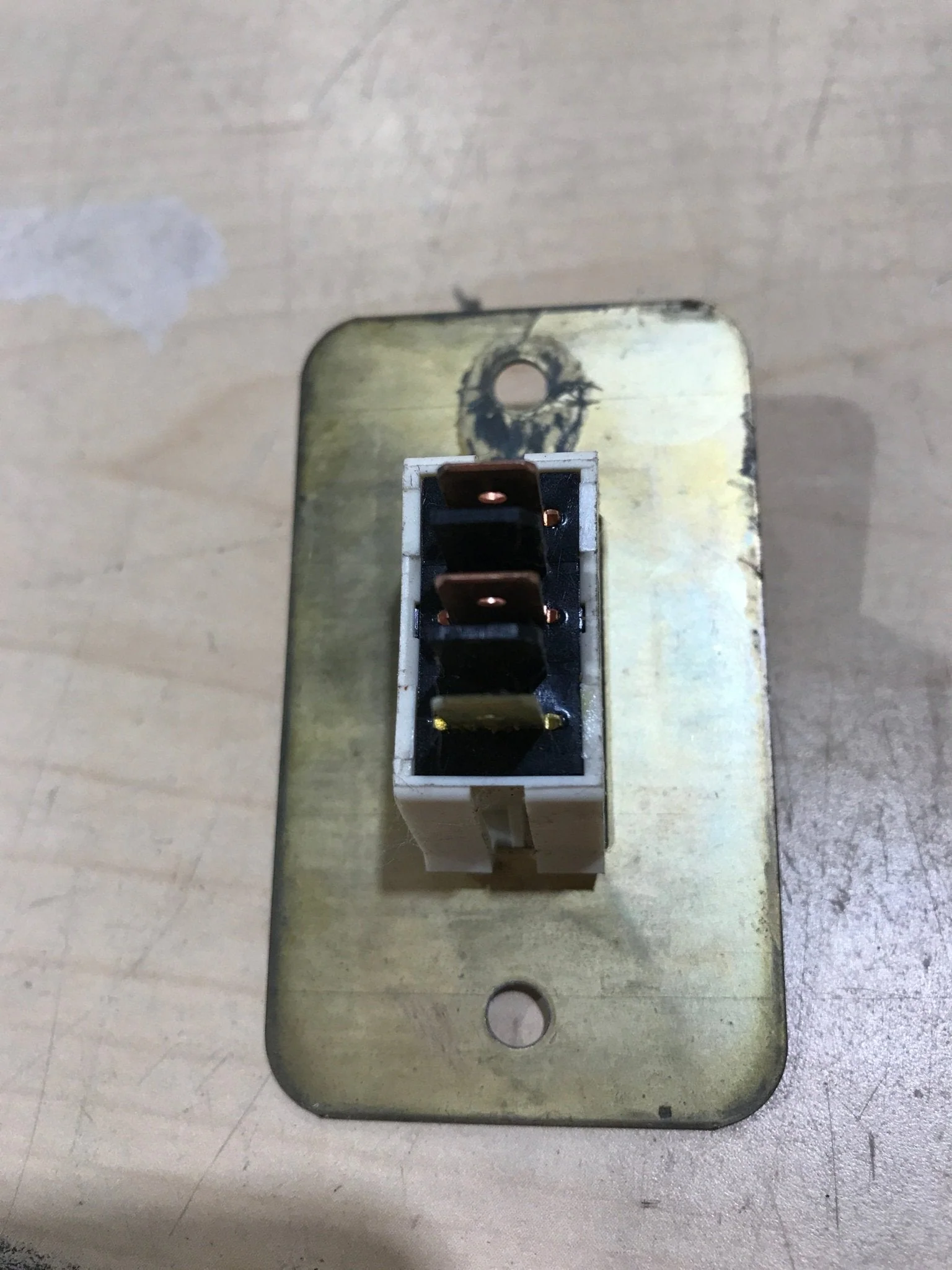 Used 12v RV Single Light Indicator Switch - Image 2