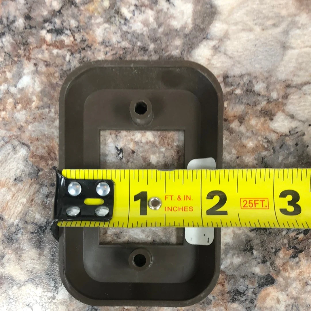 Used 12v RV Single Light Switch wall plate / faceplate cover - Image 4