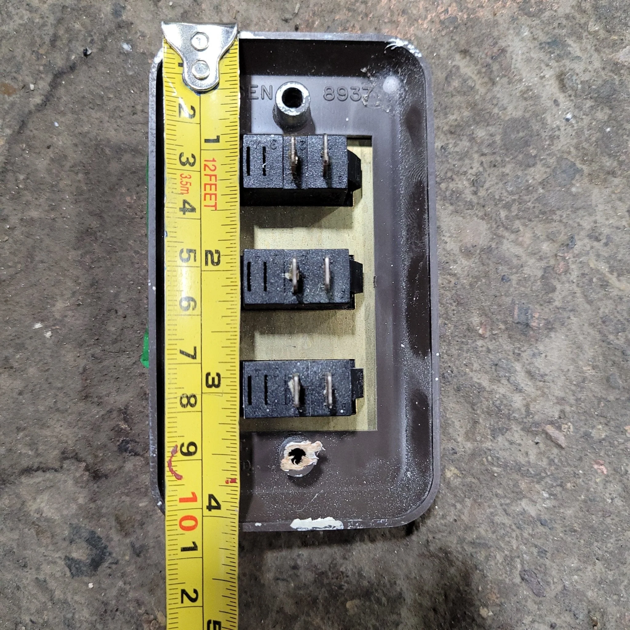 Used 12v RV Triple Light Switch - Image 4