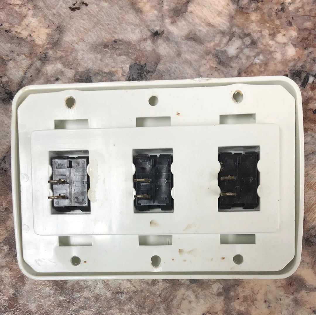 Used 12v RV Triple Light Switch - Image 3