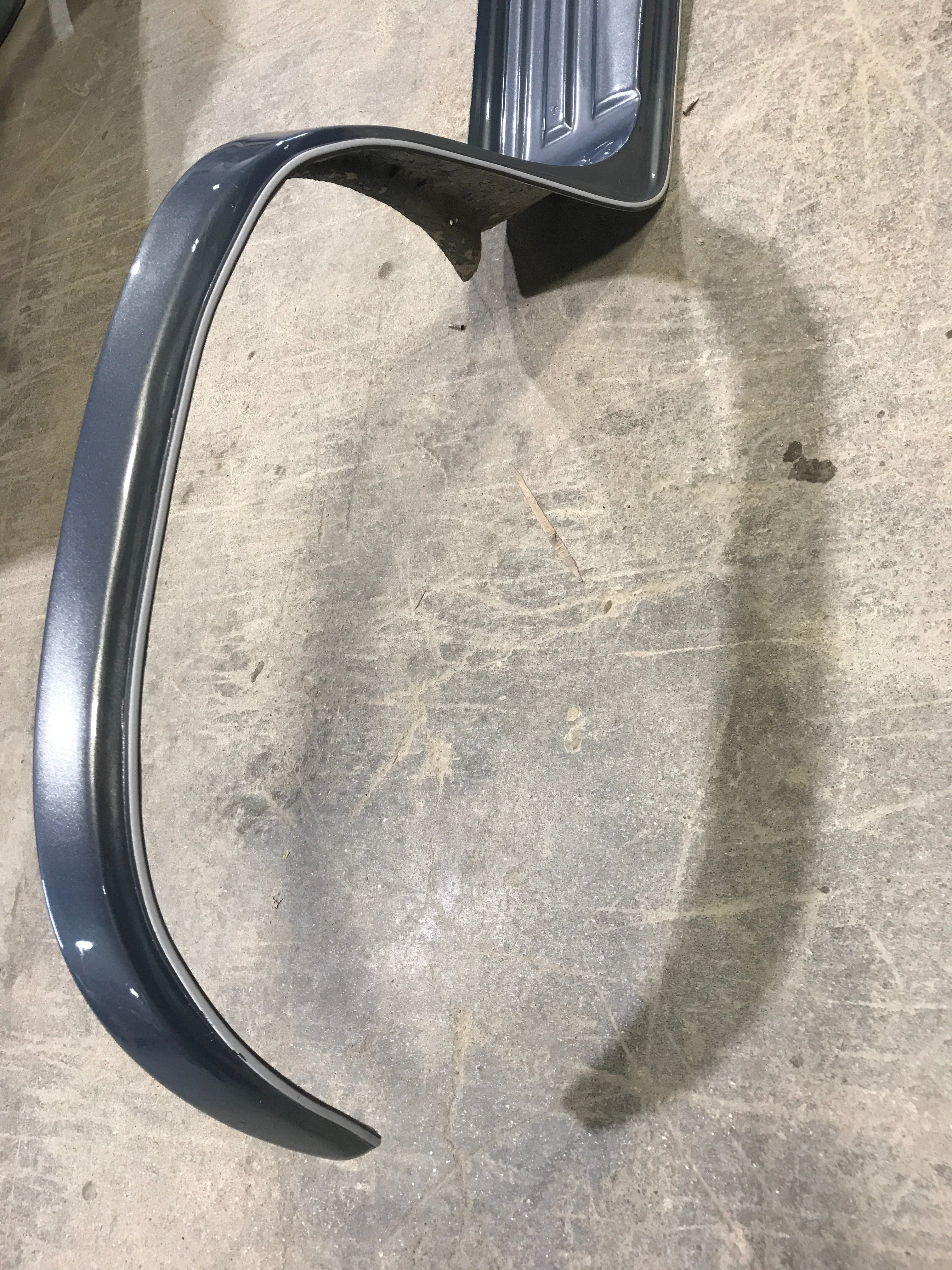 Used 1990 FORD F350 Motorhome Front Fender Running Board - Drivers Side - Image 5