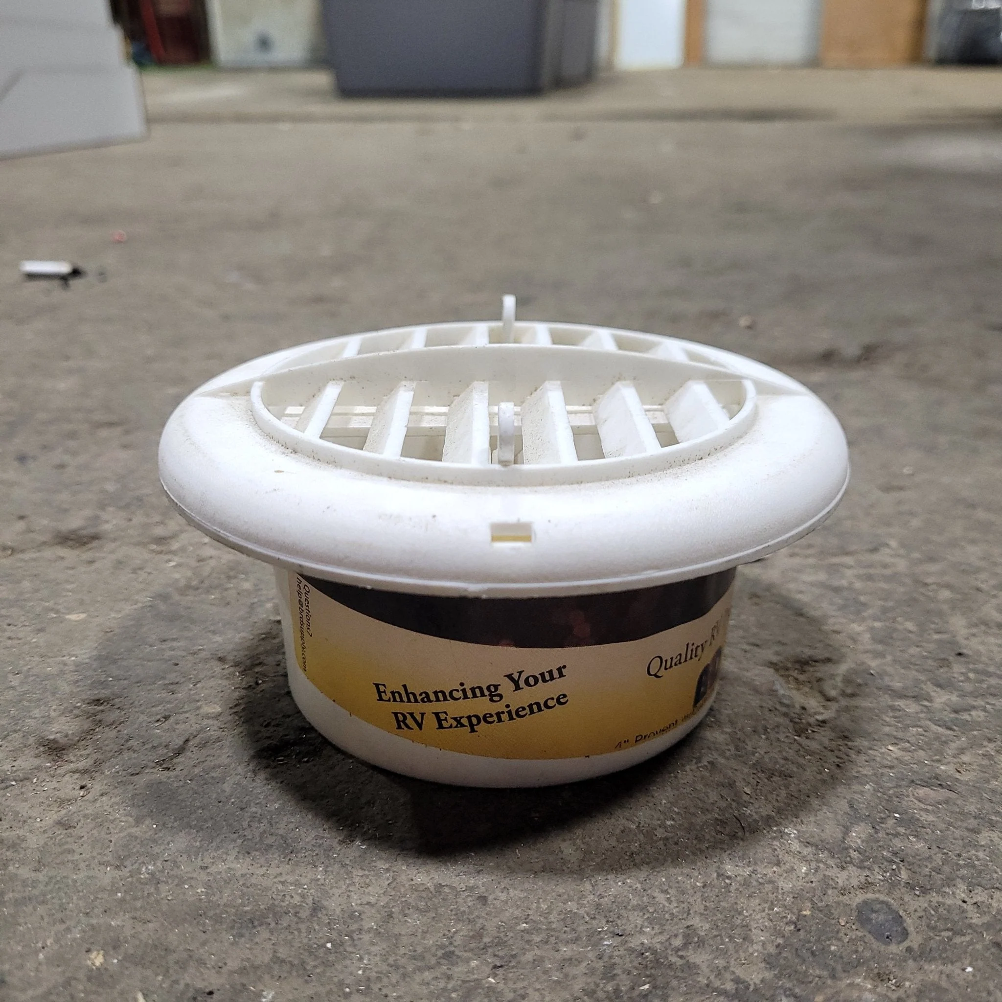 Used 3 1/2” Off White A/C Ducting- Single - Image 5