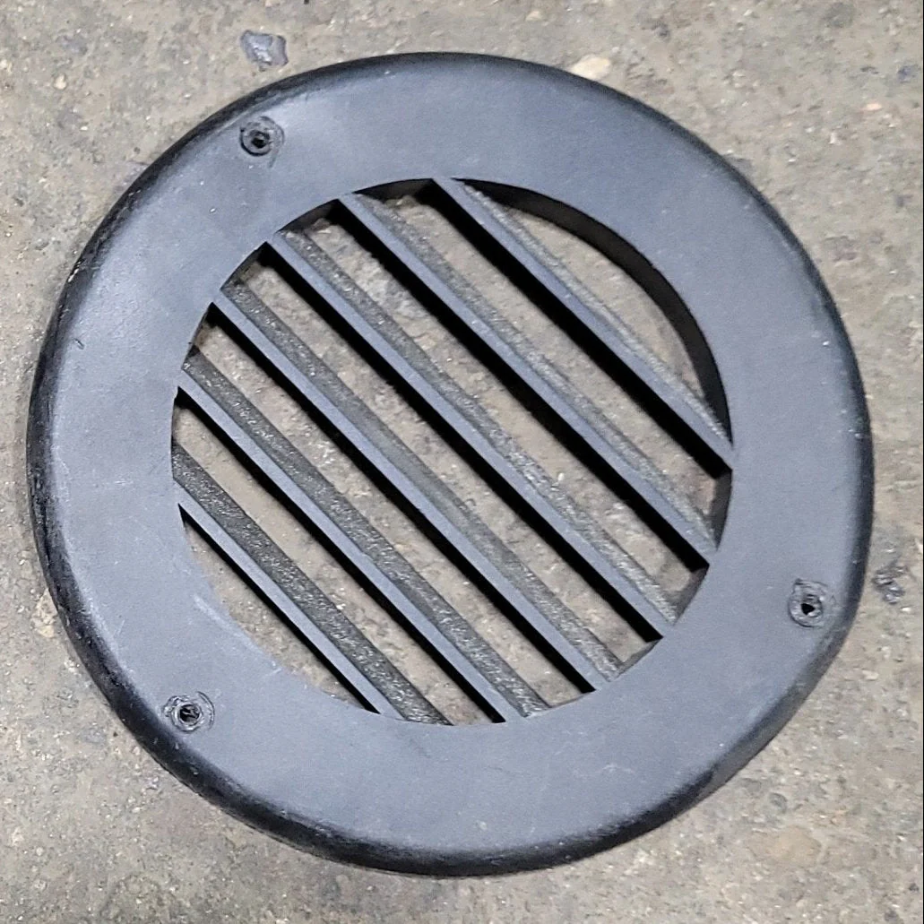 Used 3 2/3” Black A/C Ducting- Single