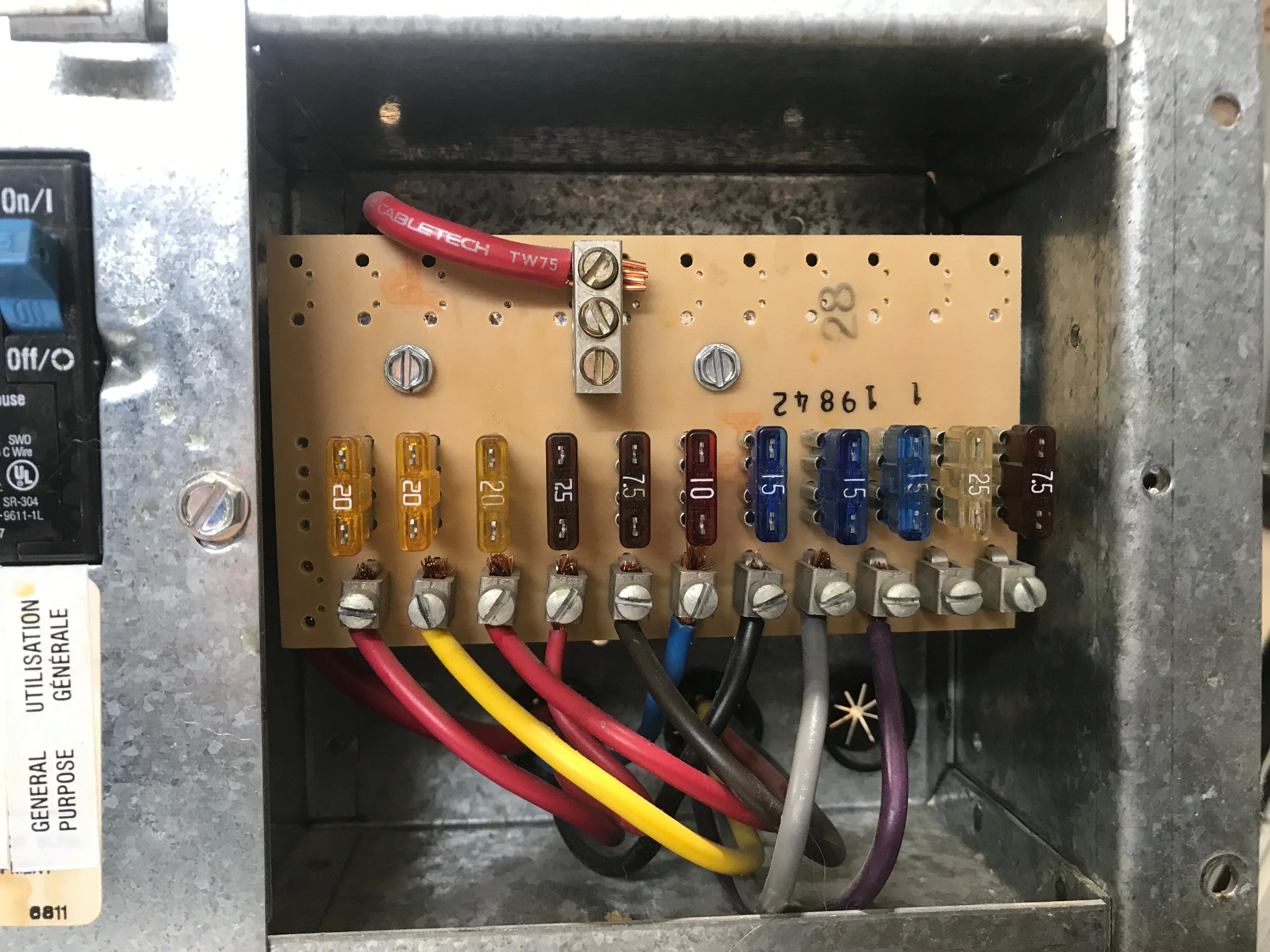 Used 30 AMP Magnetek DC Distribution Panel - Model 80 - Image 5