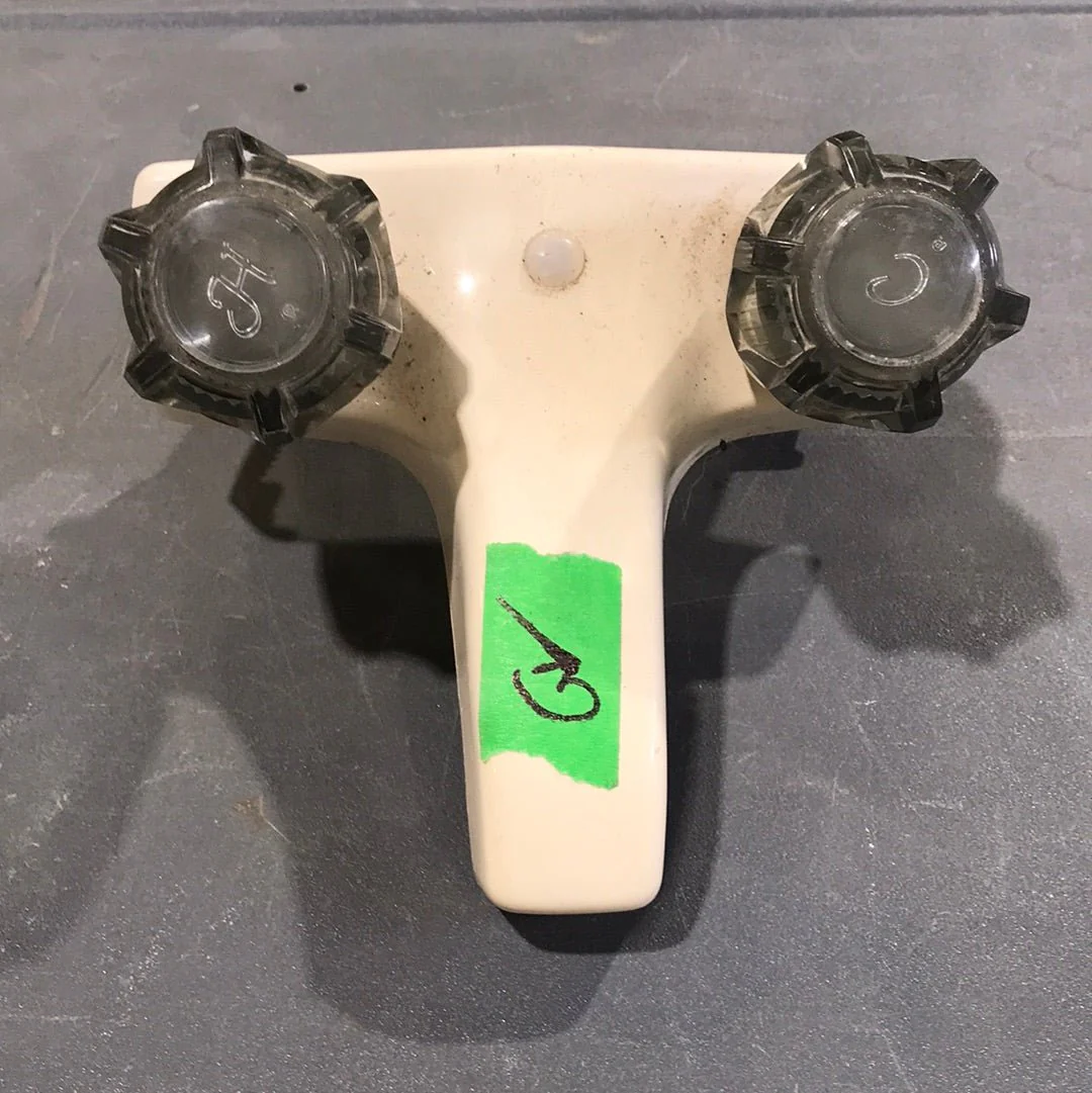 Used 4" Bathroom Faucet, Bone, Smoked Knobs