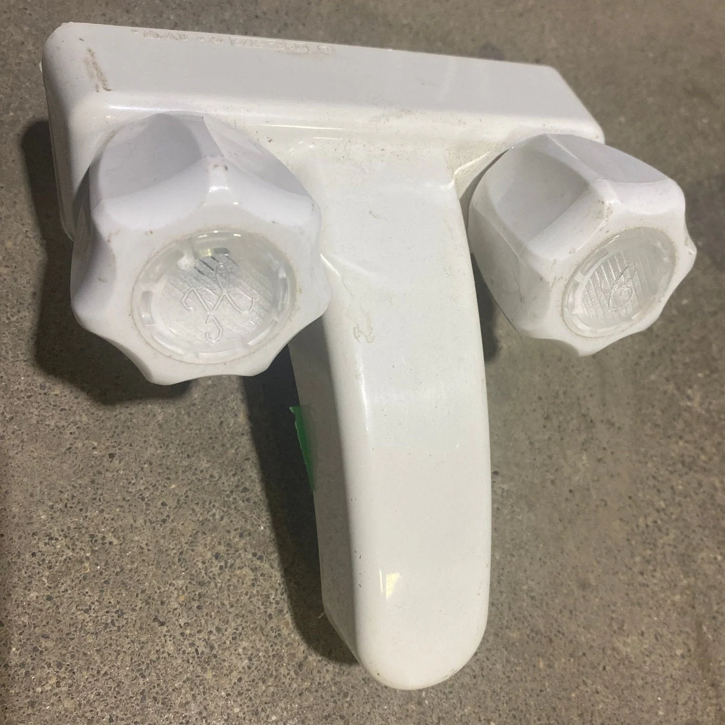Used 4" Bathroom Faucet, Off White, Off White Knobs