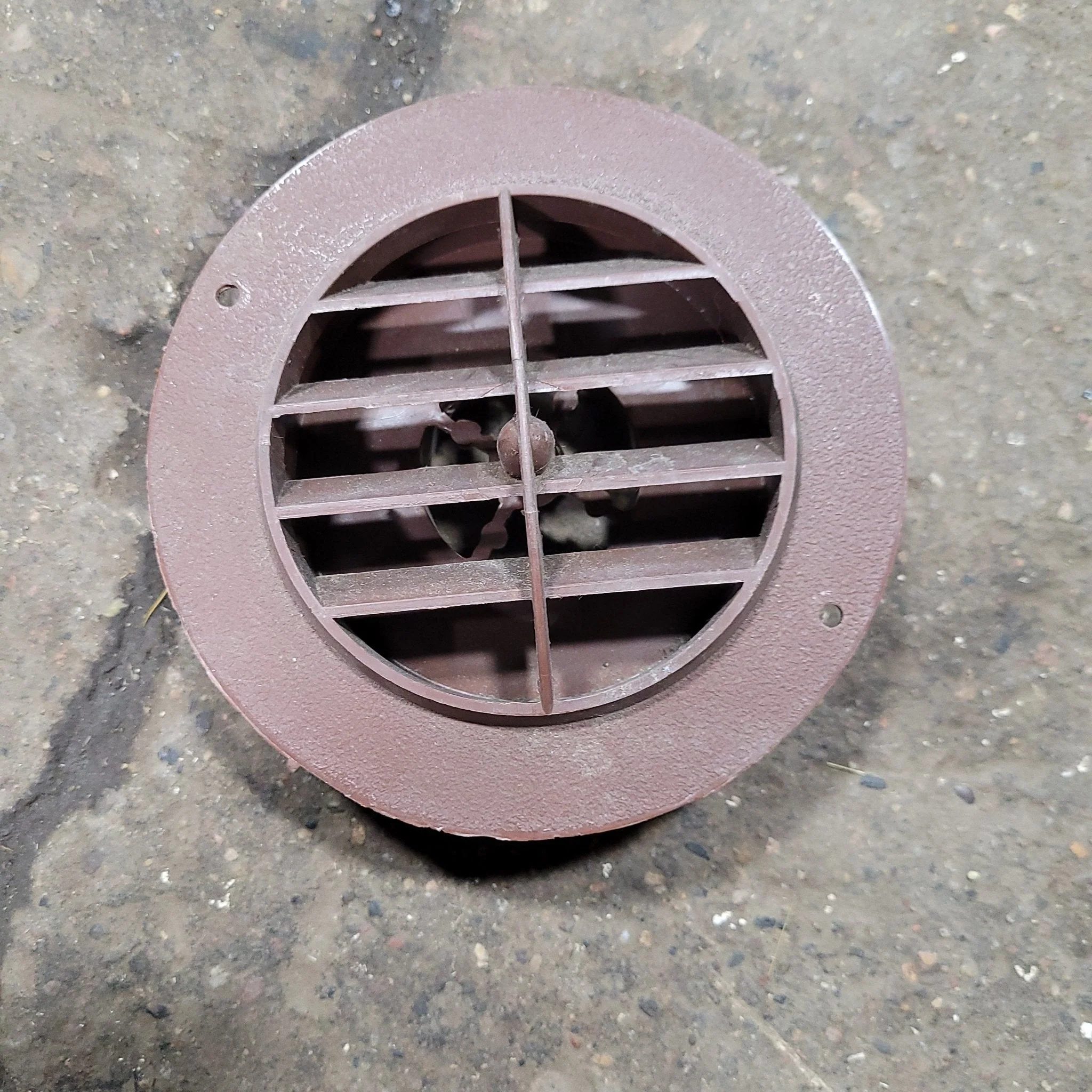 Used 4” Brown A/C Ducting- Single