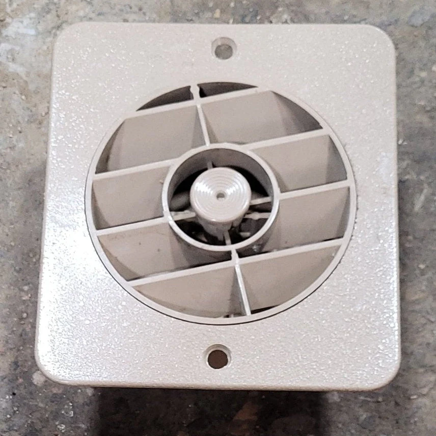 Used 4ā Light Brown A/C Ducting- Single