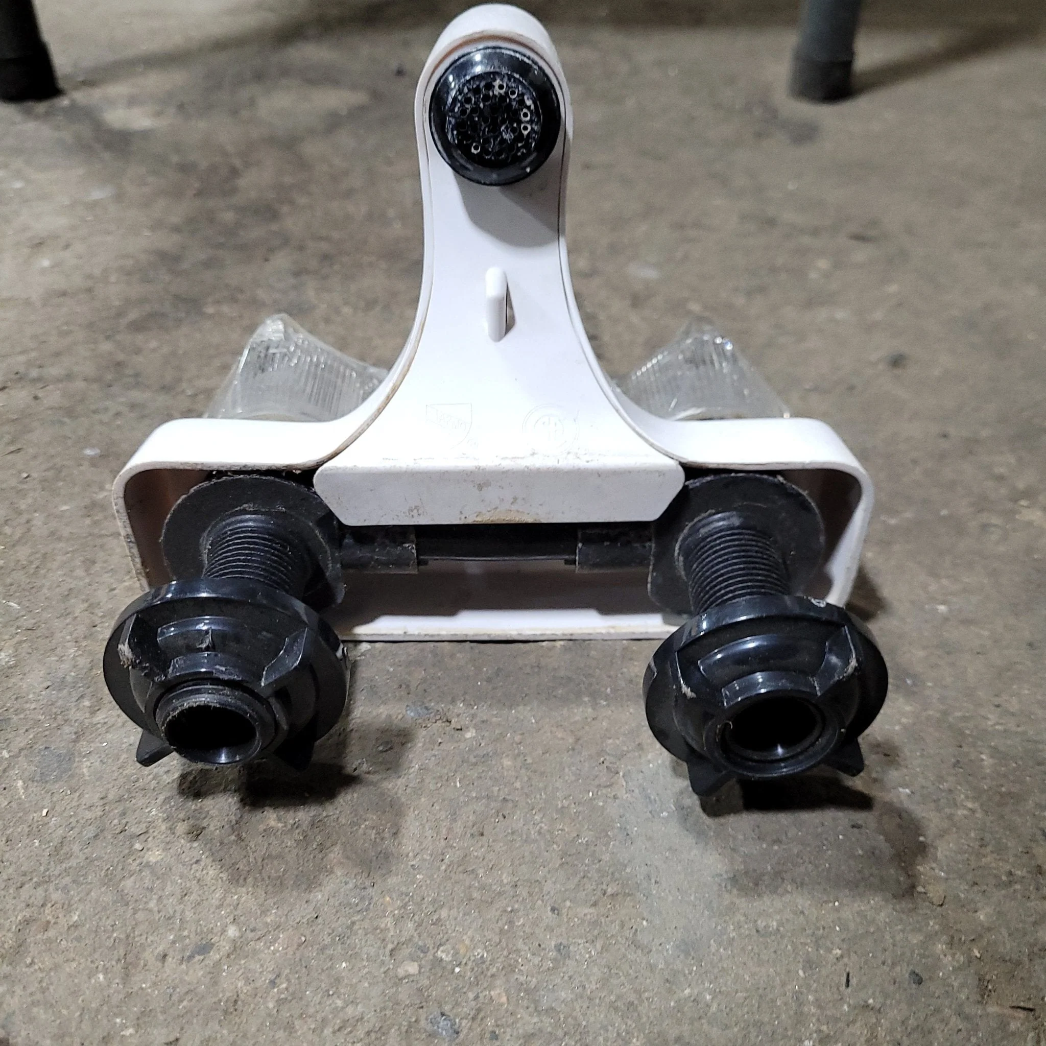 Used 4" Bathroom Faucet, White, Clear Knobs - Image 4