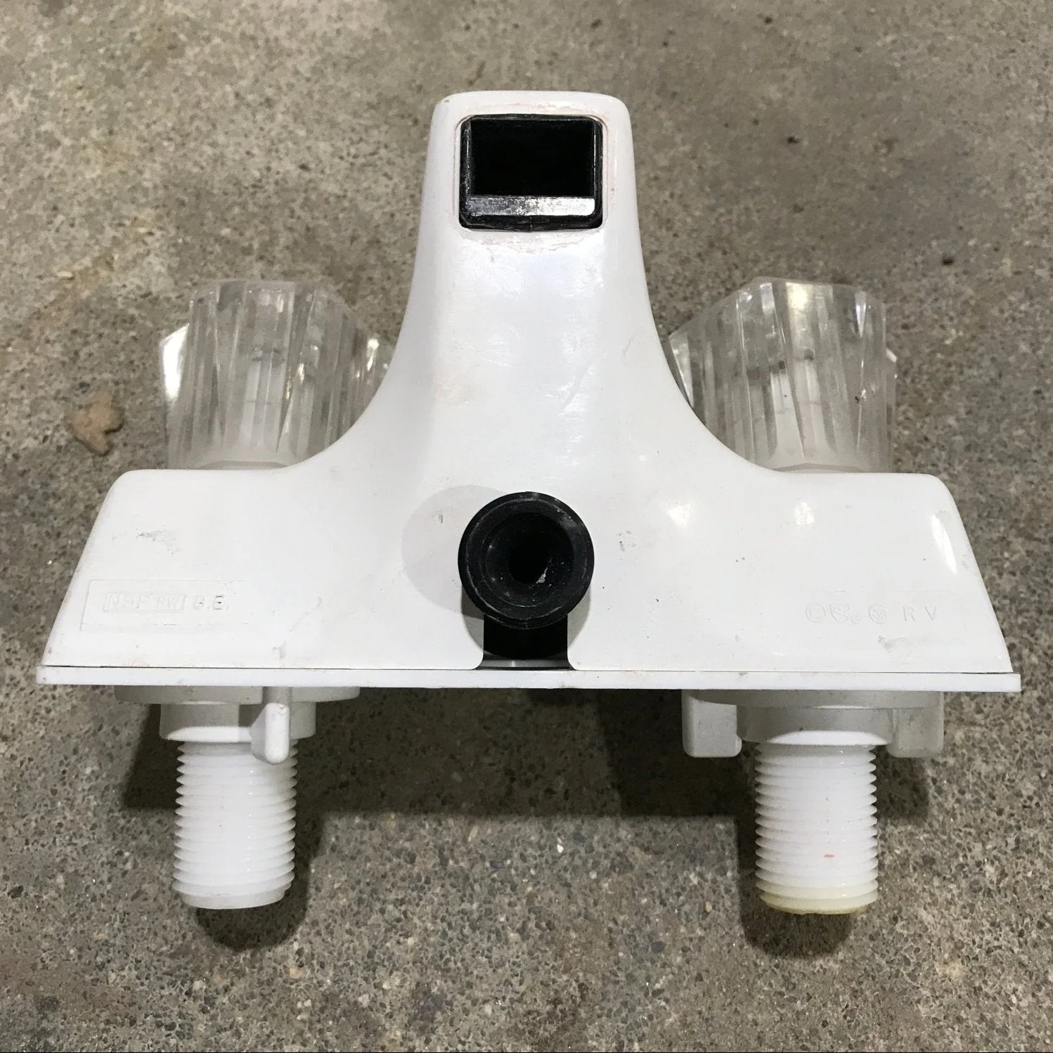 Used 4" Shower Faucet With Diverter, Off White, Clear Knobs - Image 2