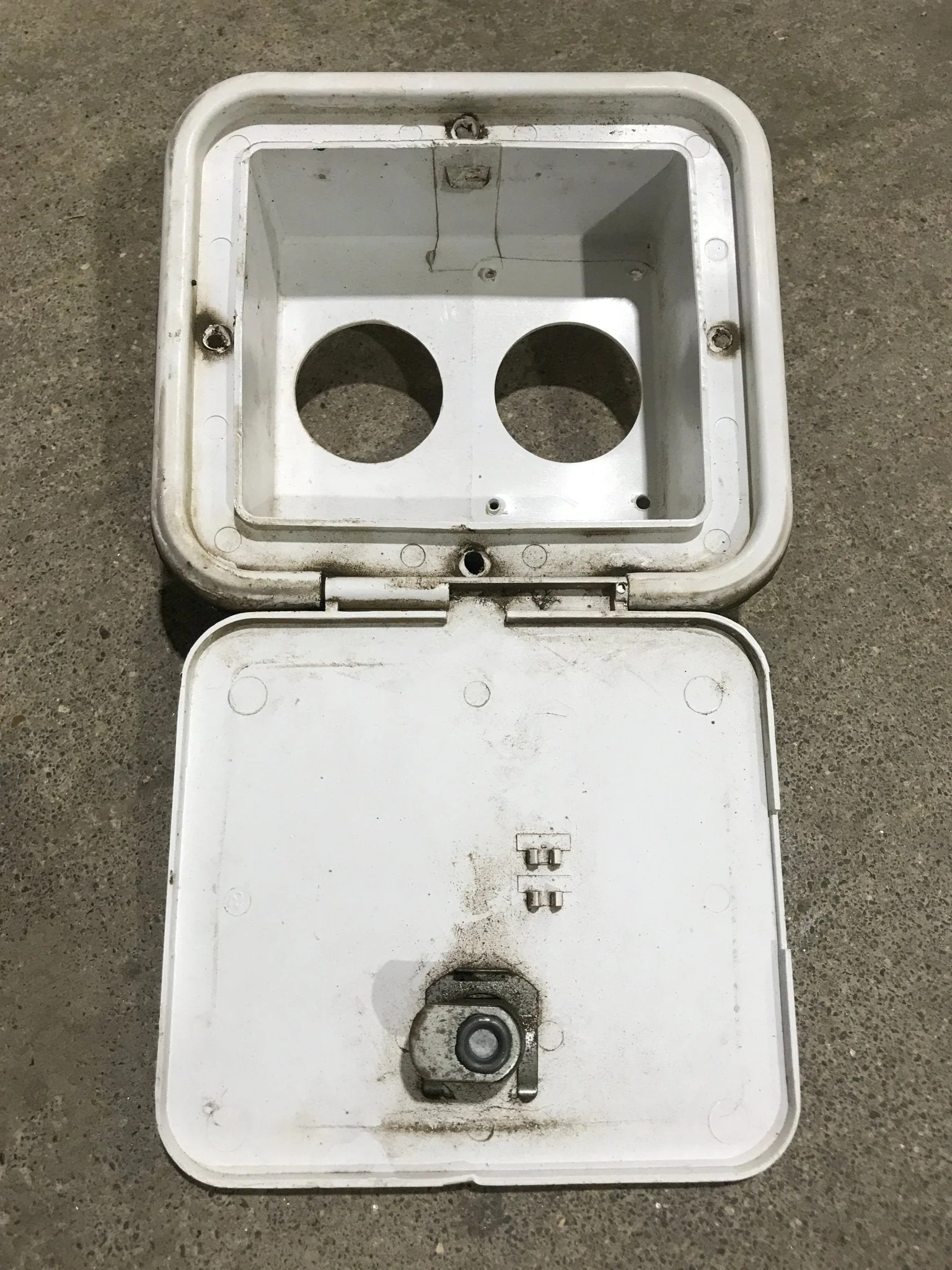 Used 6 1/2" W RV Access Hatch - Image 2