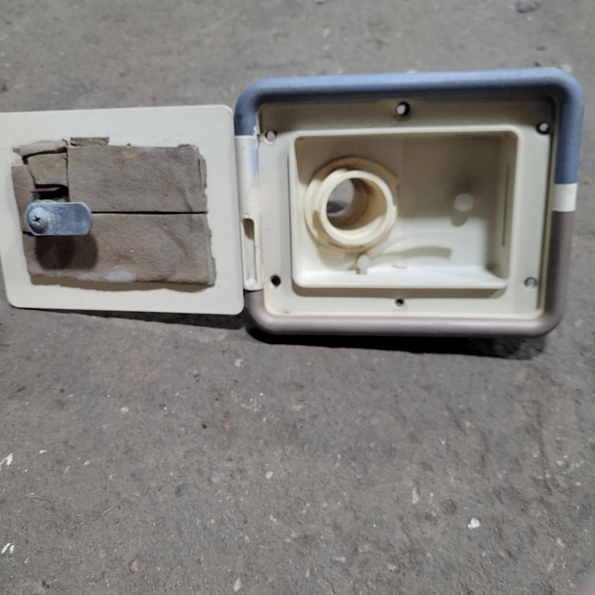 Used 6 1/2" W RV Water inlet - Image 2
