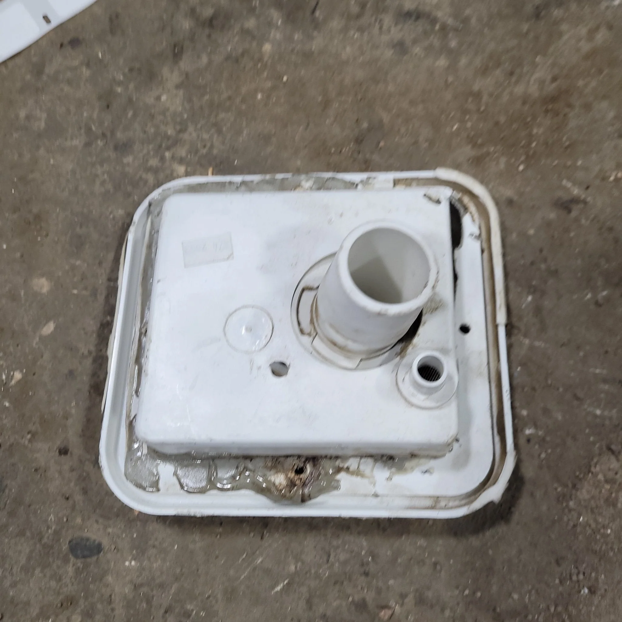 Used 6" W RV Water Inlet - Image 3