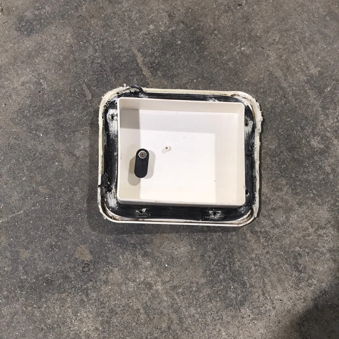 Used 7 1/2" W RV Dump Access Hatch - Image 3