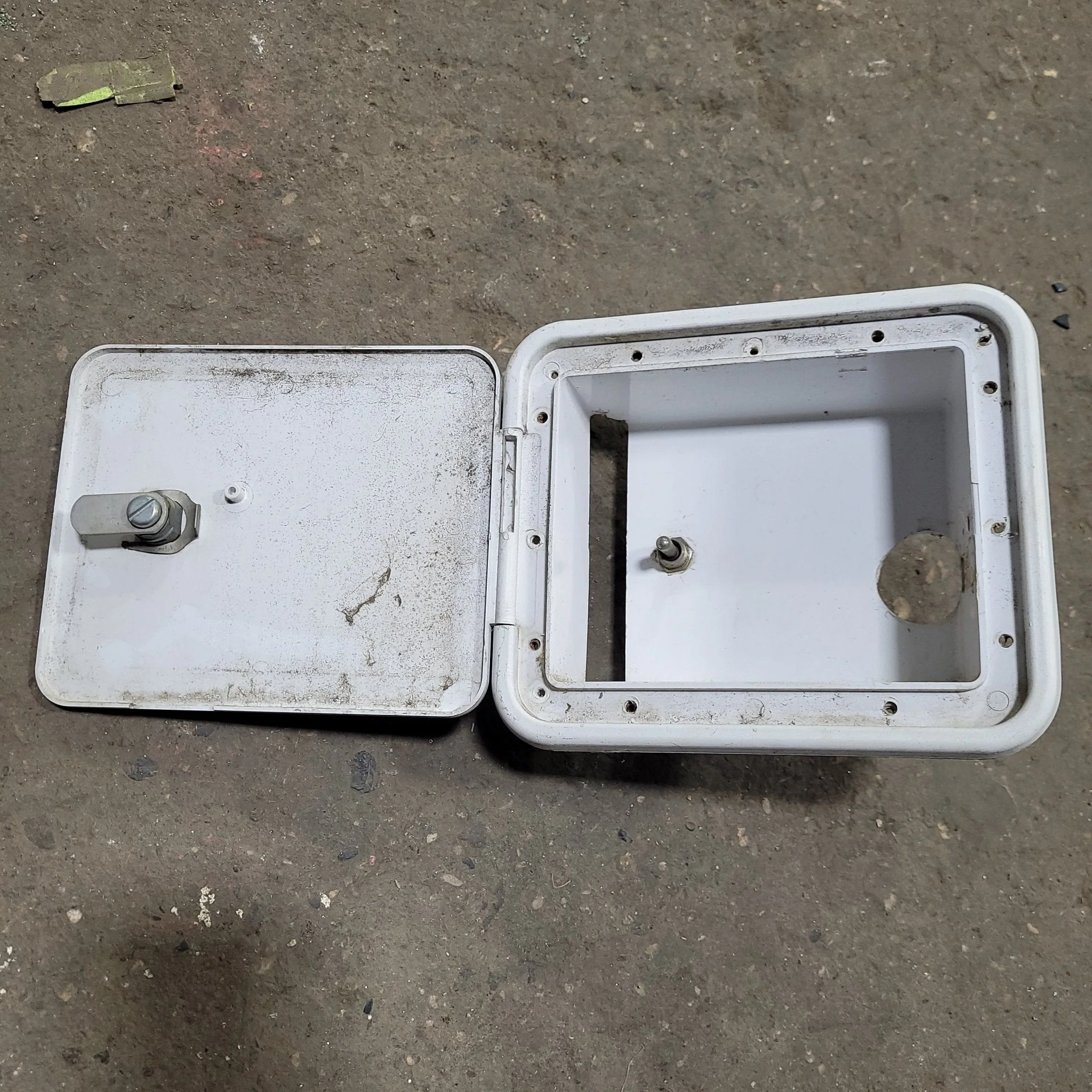Used 7 3/4" W RV Access Hatch - Image 2