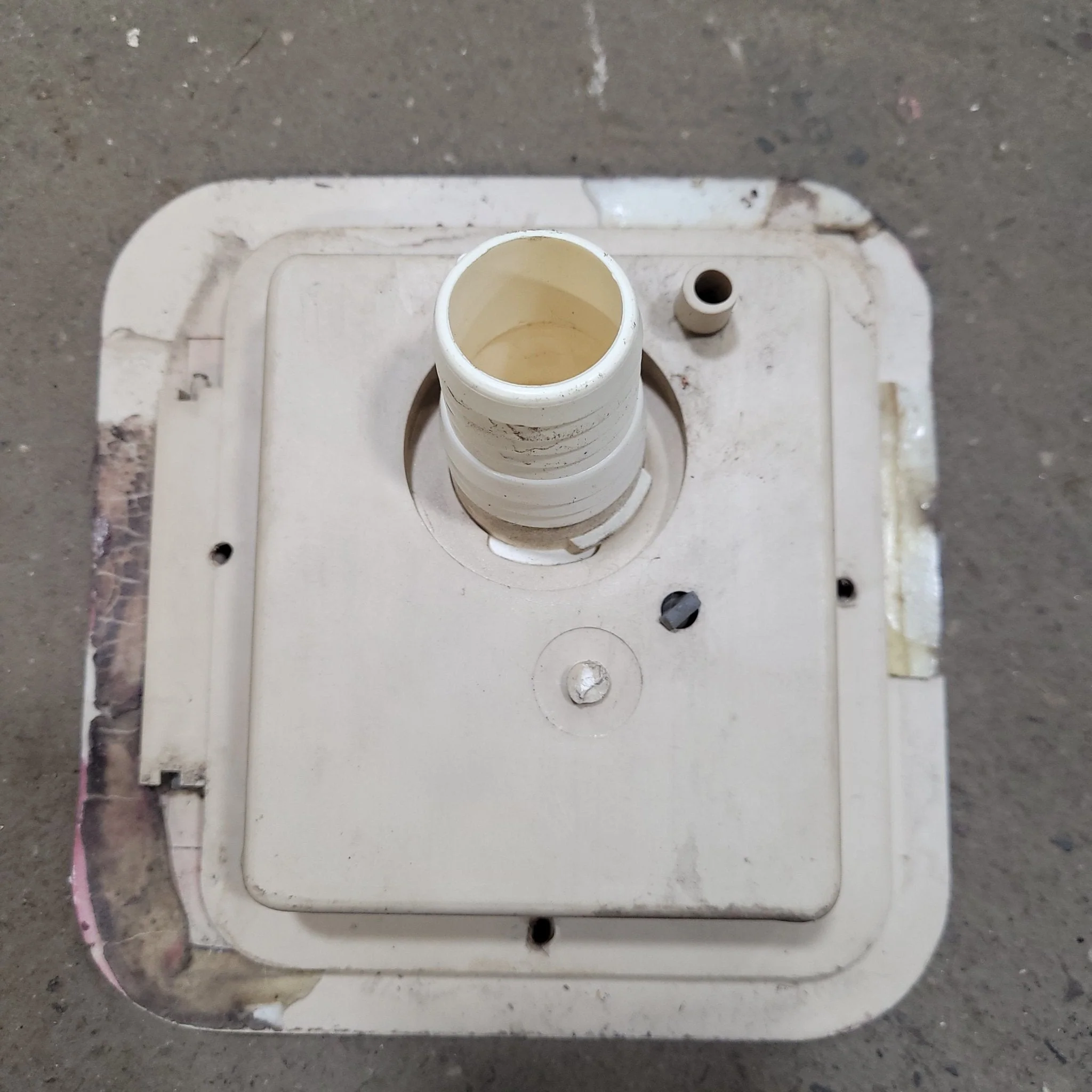 Used 7" W Motorhome Water Inlet- RETRO/ VINTAGE - Image 2