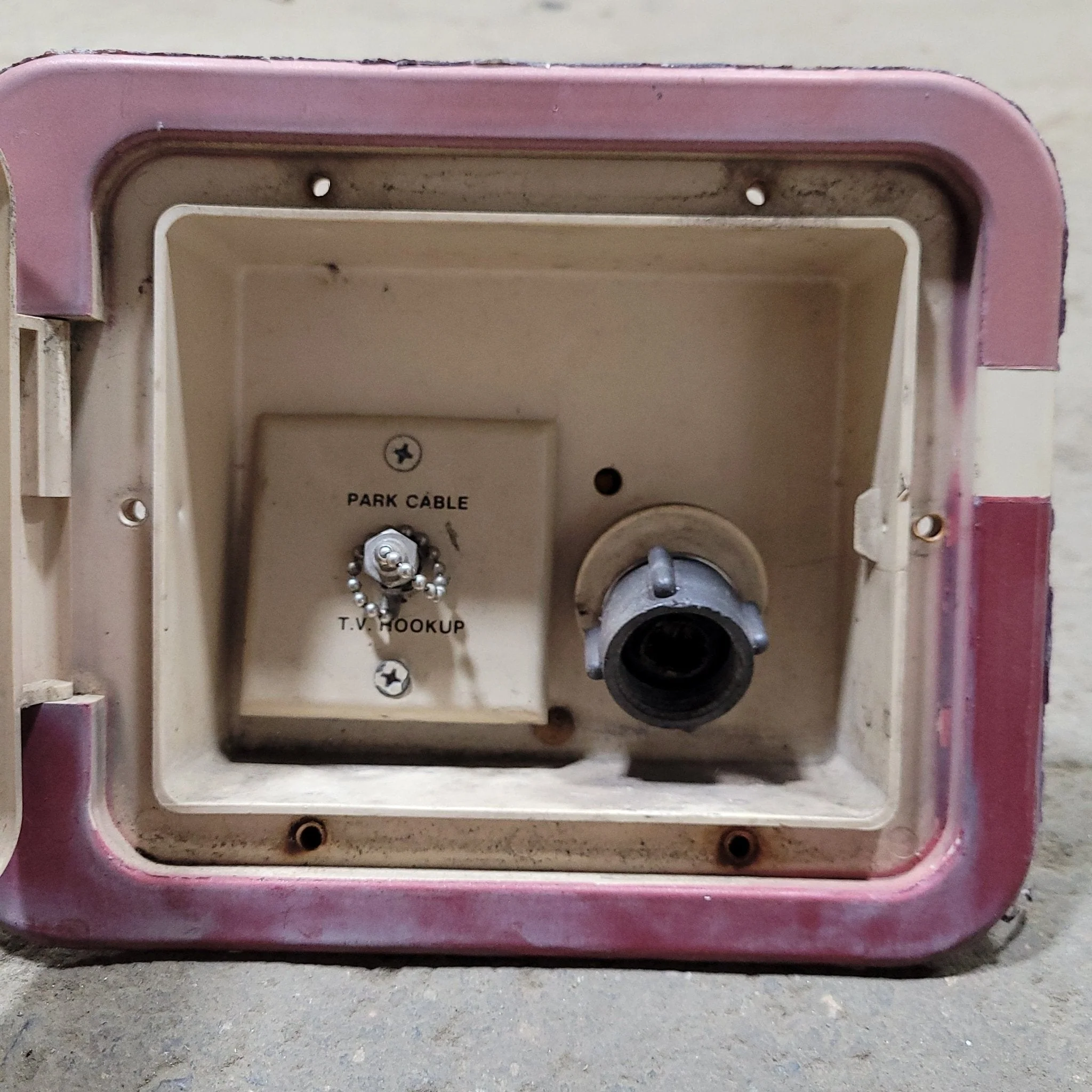 Used 8 5/8" W Motorhome City Water/ Park Cable Inlet- RETRO/ VINTAGE - Image 2