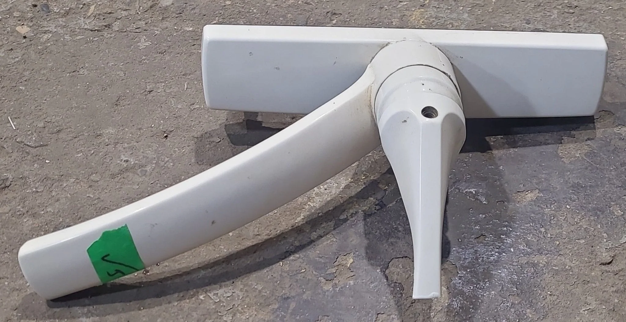 Used 8" Kitchen Faucet, Bone, Bone Lever Handle - Image 2
