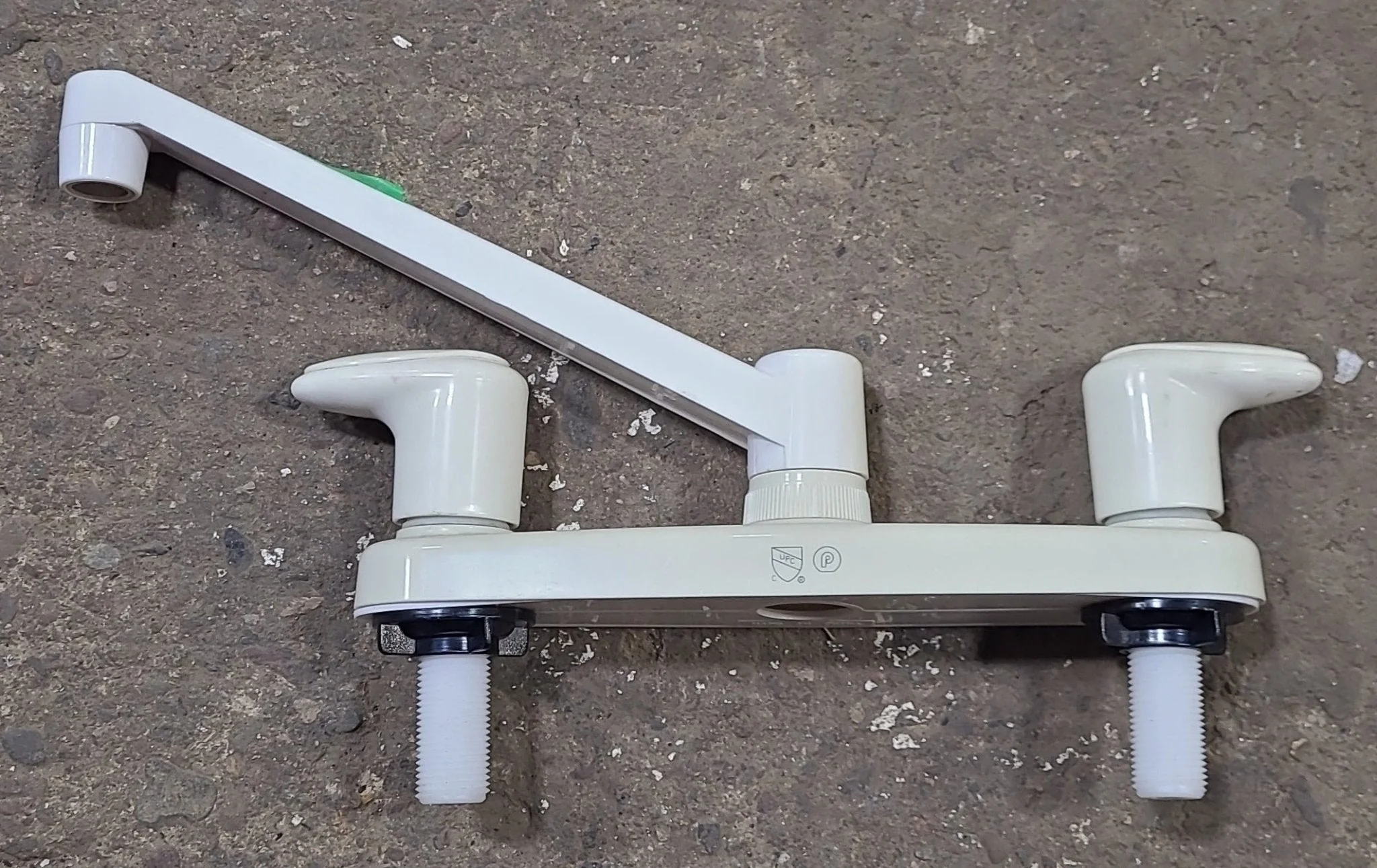 Used 8" Kitchen Faucet, Bone, Bone Handles