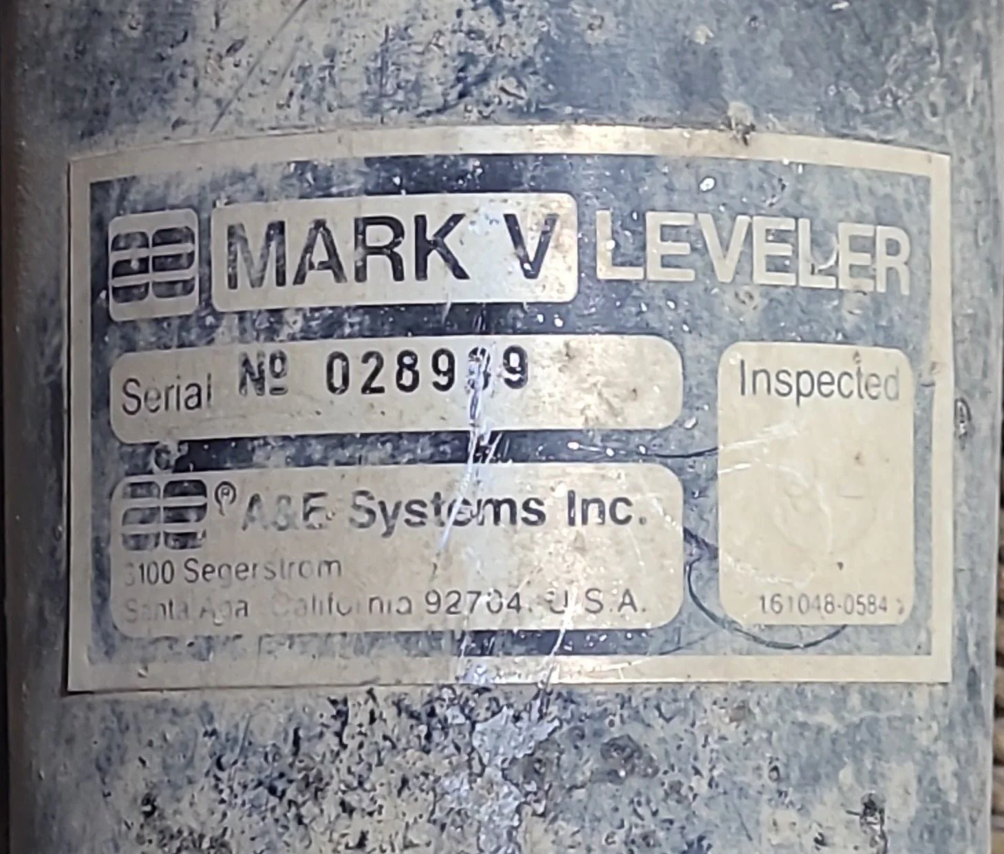 Used A&E Hydraulic levelling Jack Leg - MARK V - Image 2